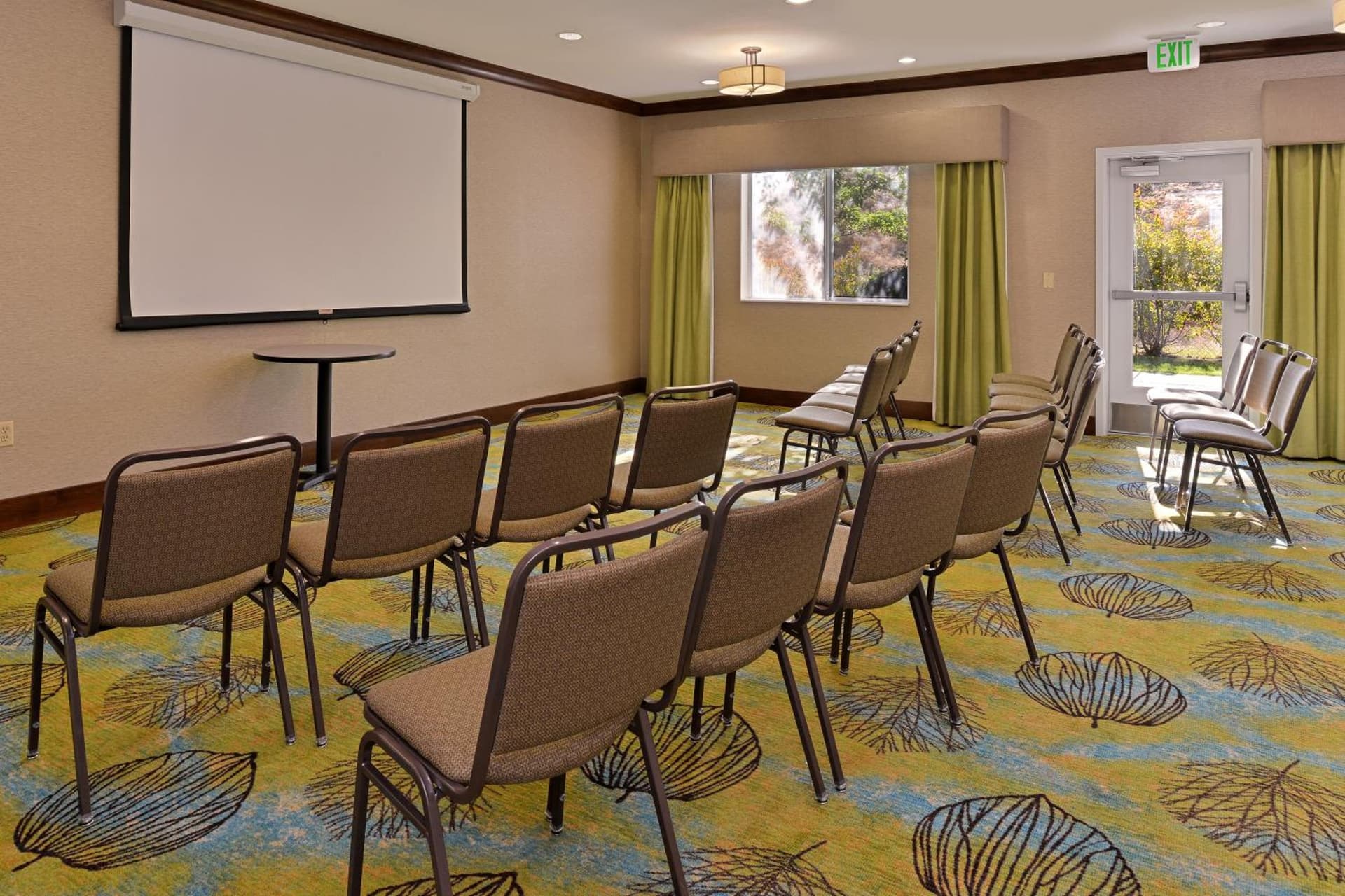 Holiday Inn Express Fresno River Park Highway 41 by IHG gallery photo in Fresno, CA — image 63
