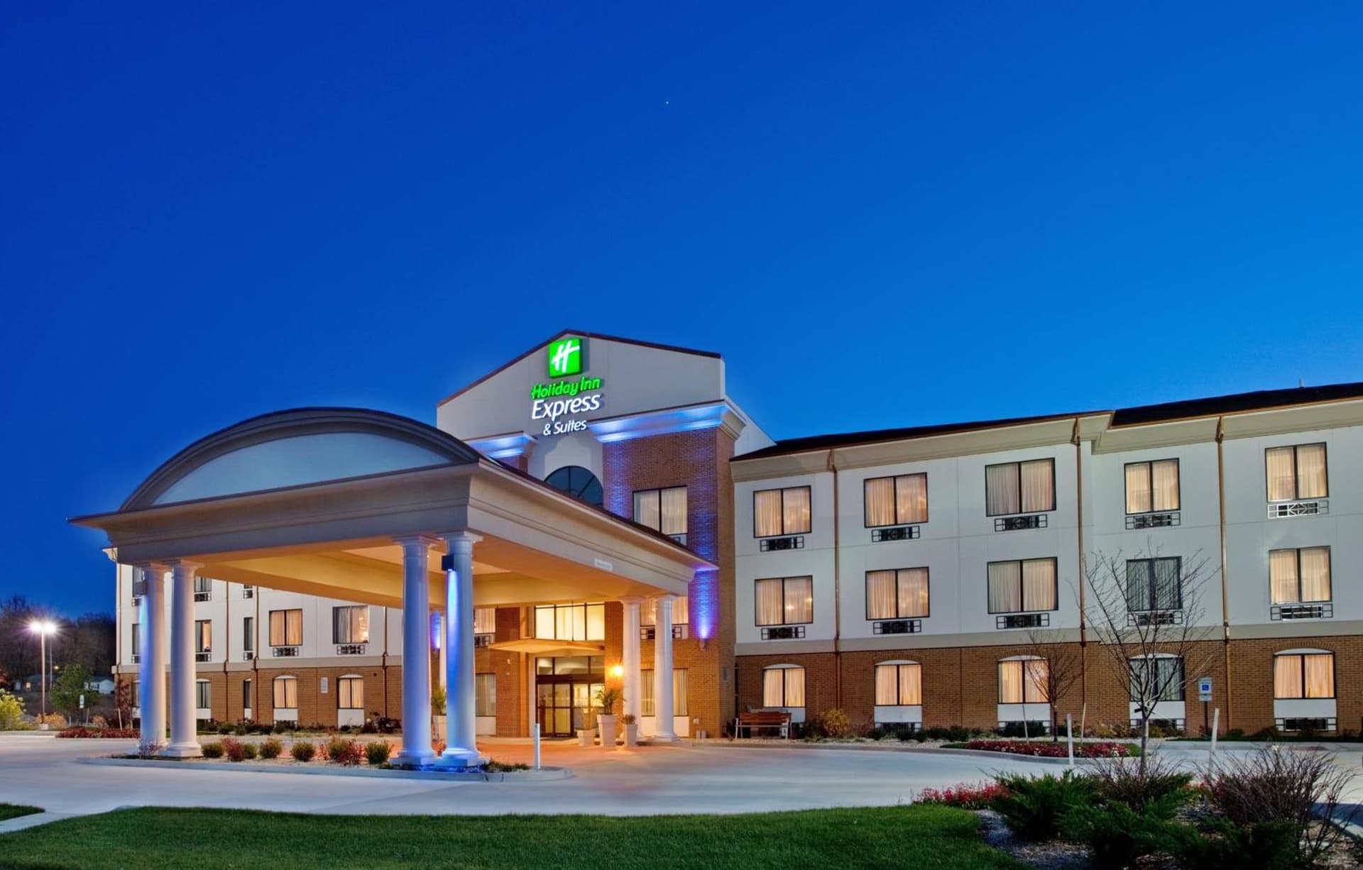 Holiday Inn Express Hotel & Suites St. Charles by IHG featured exterior or lobby in St. Charles, MO — similar hotel