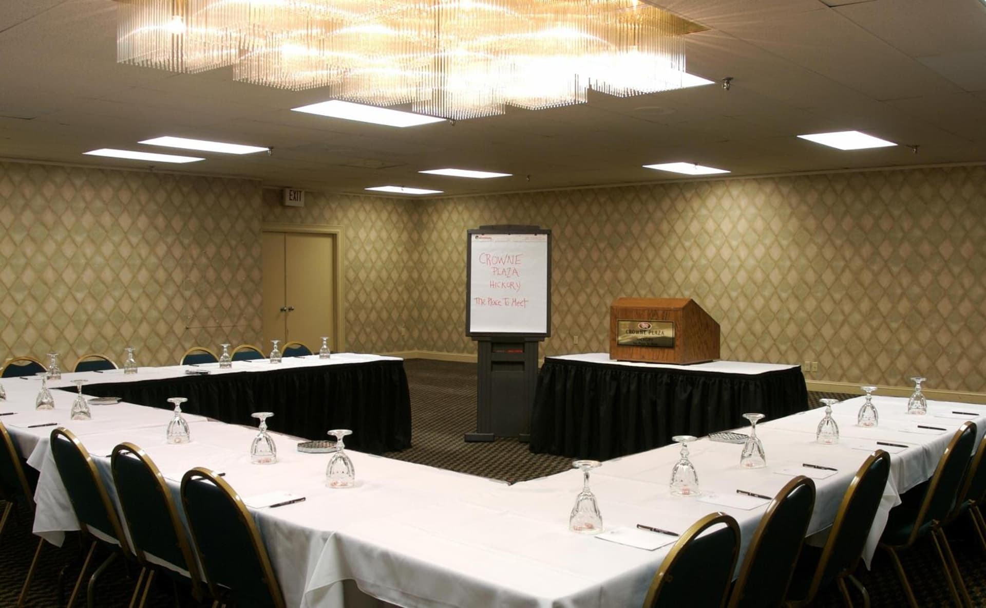 Crowne Plaza Hotel Hickory by IHG gallery photo in Hickory, NC — image 4
