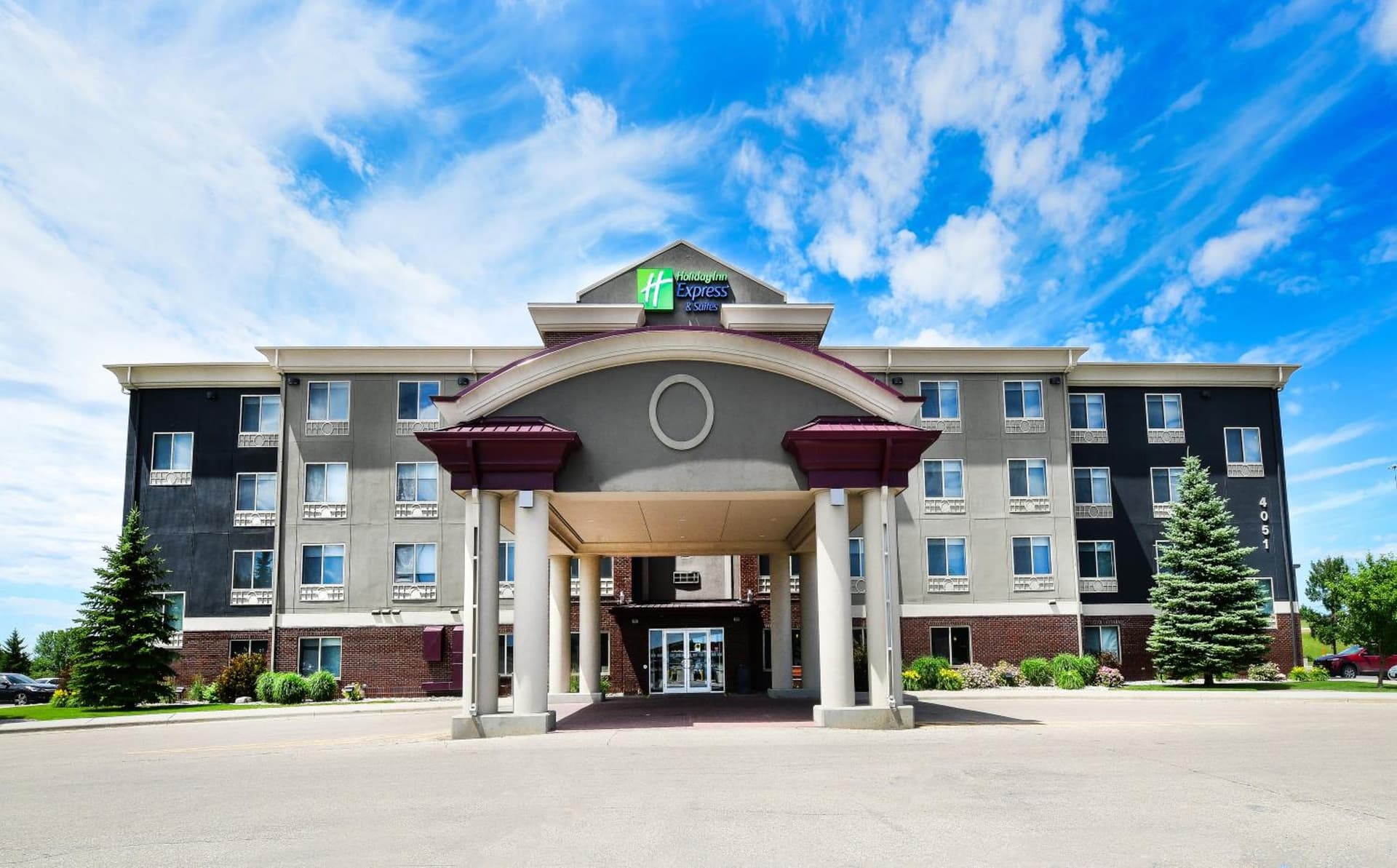 Holiday Inn Express Hotel & Suites Grand Forks by IHG featured exterior or lobby in Grand Forks, ND — similar hotel