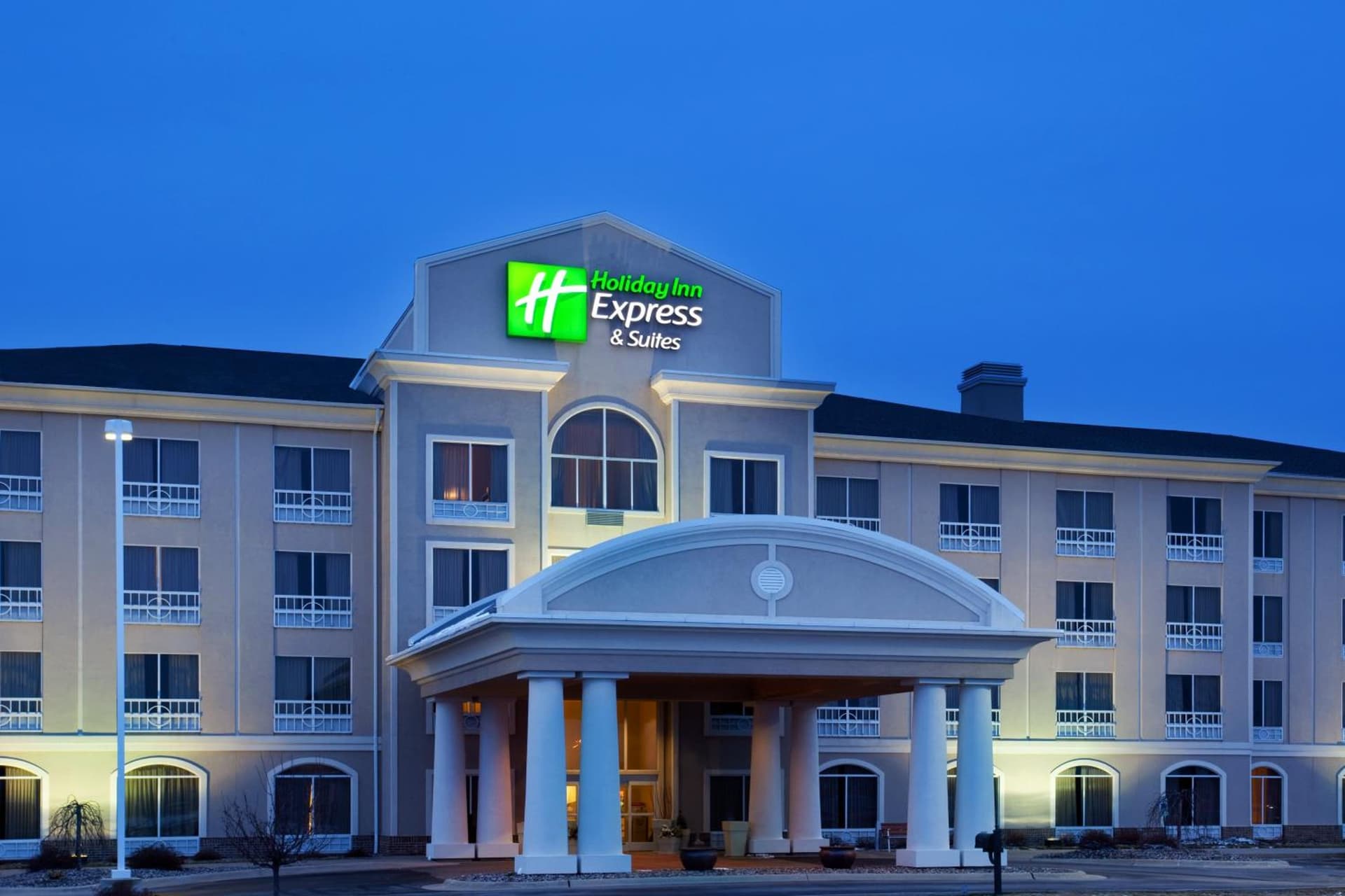 Holiday Inn Express Rockford-Loves Park by IHG featured exterior or lobby in Loves Park, IL — similar hotel