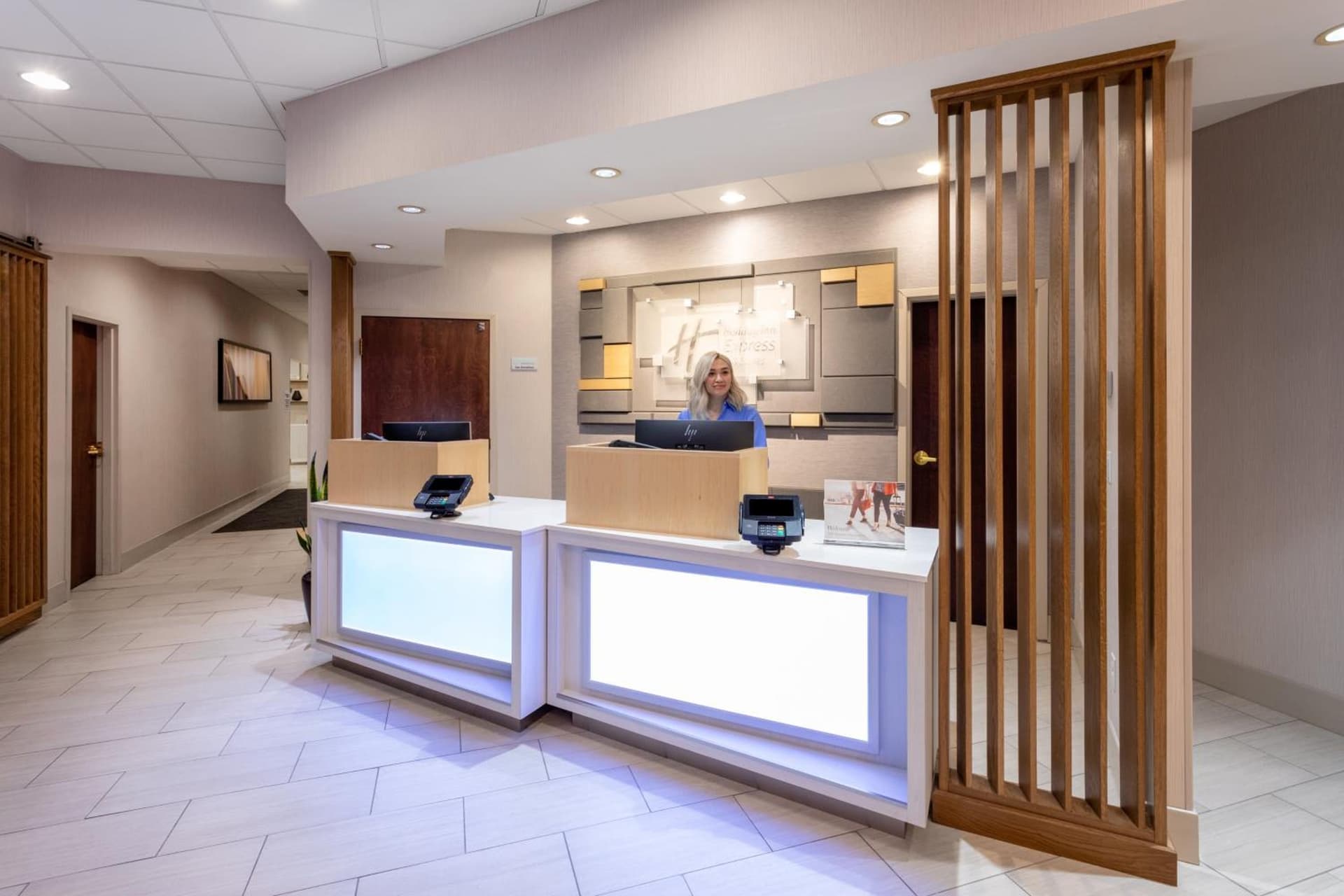 Holiday Inn Express Hotel & Suites Minneapolis-Downtown Convention Center by IHG property views in Minneapolis, MN — gallery photo 3