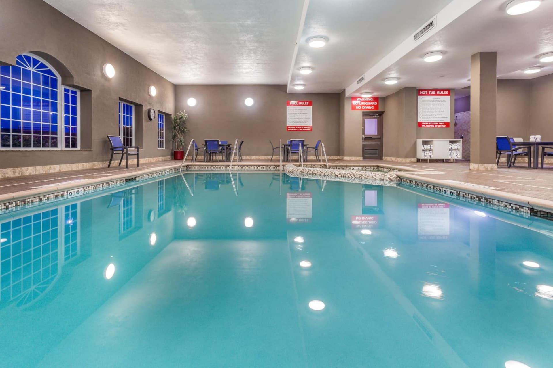 Holiday Inn Express Hotel & Suites Eau Claire North by IHG gallery photo in Lake Hallie, WI — image 32