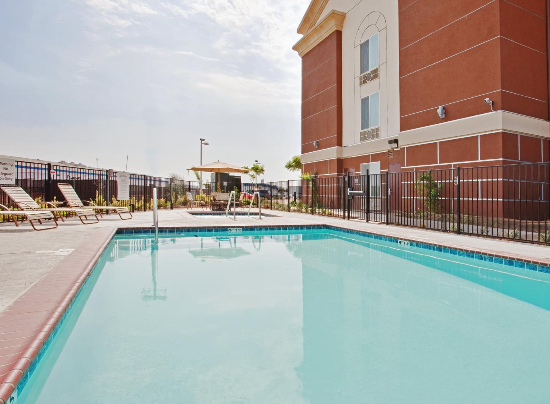 Holiday Inn Express & Suites Dinuba West by IHG gallery photo in Dinuba, CA — image 19