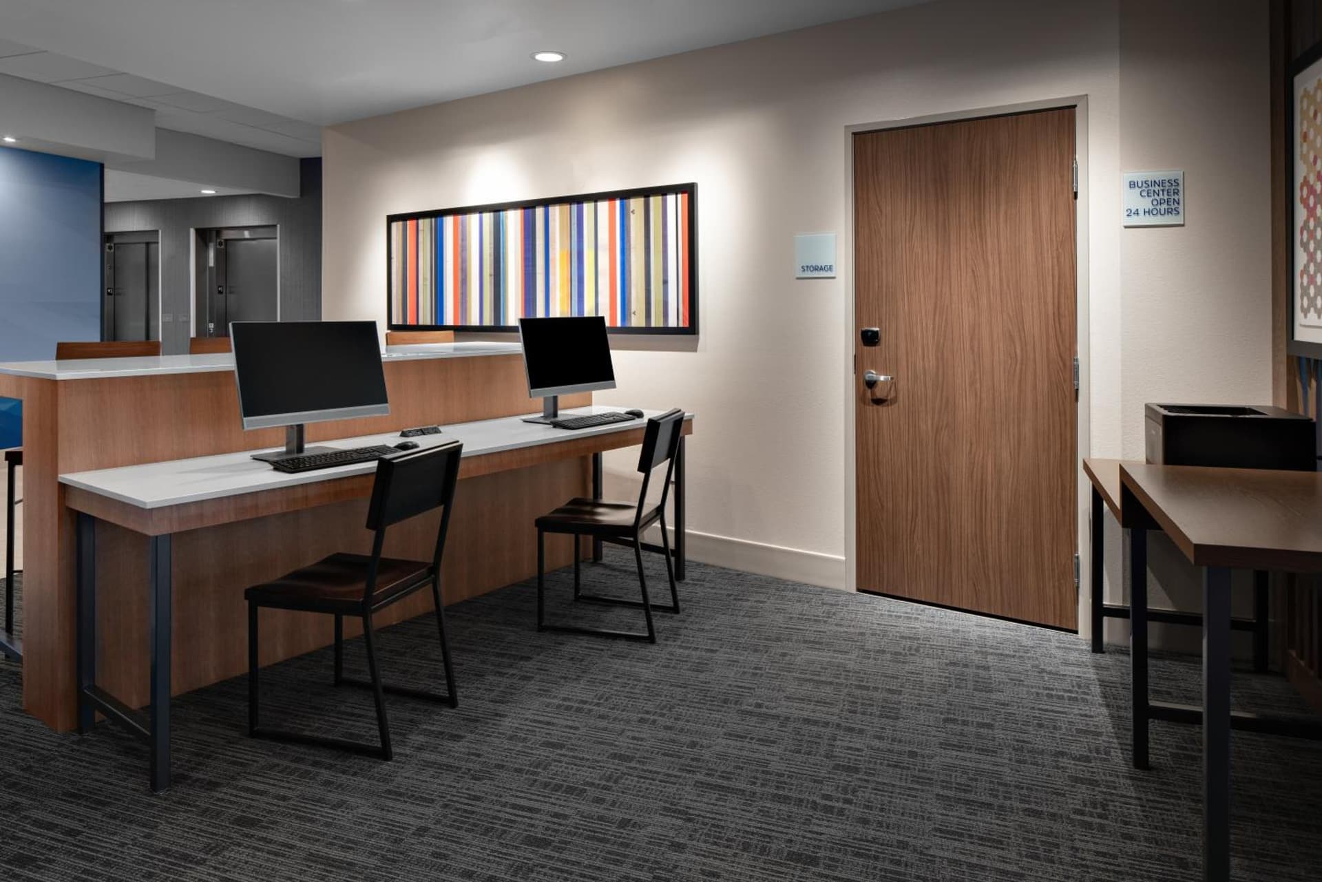 Holiday Inn Express & Suites - Elkhorn - Lake Geneva Area by IHG property views in Elkhorn, WI — gallery photo 3