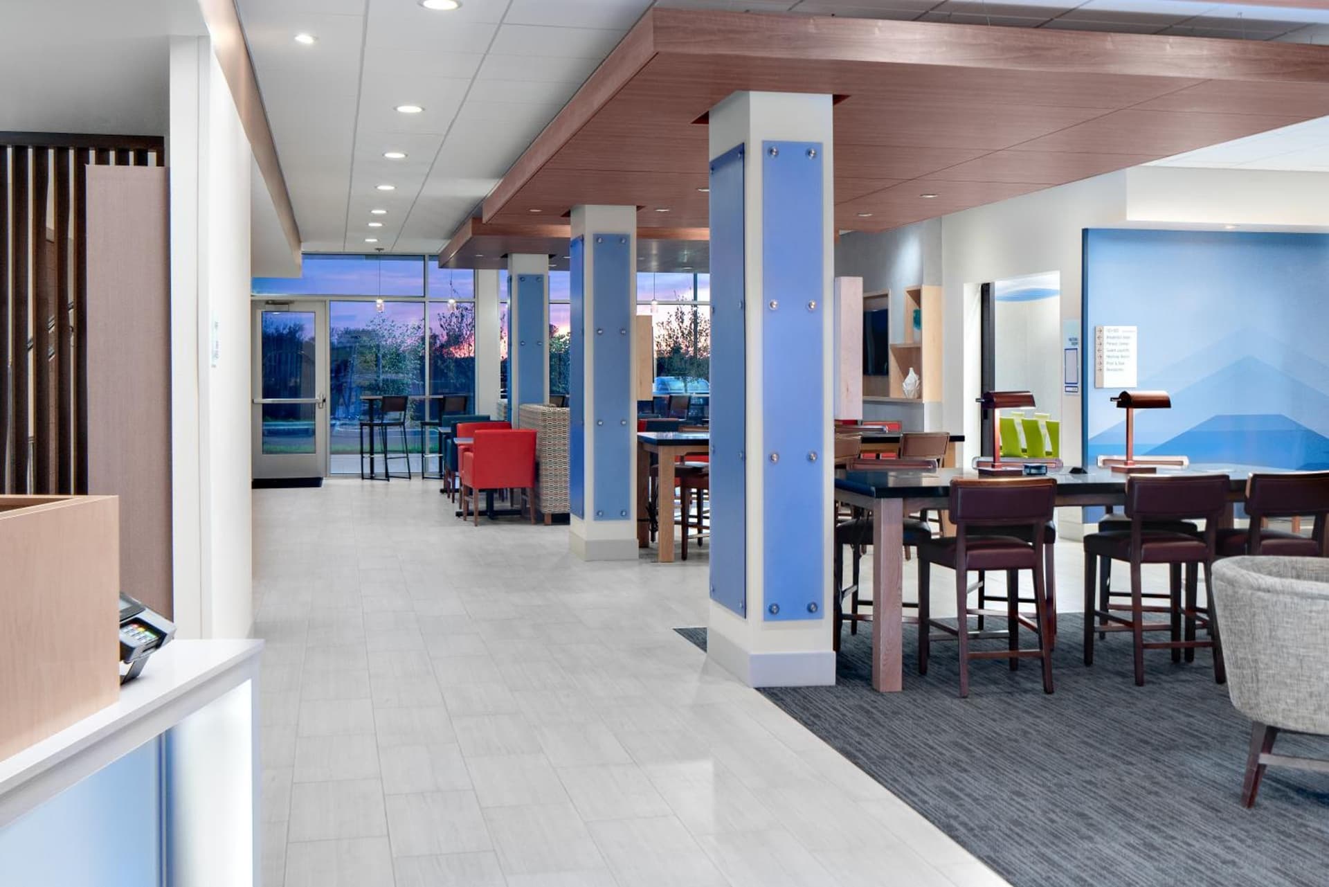 Holiday Inn Express & Suites - Elkhorn - Lake Geneva Area by IHG gallery photo in Elkhorn, WI — image 24