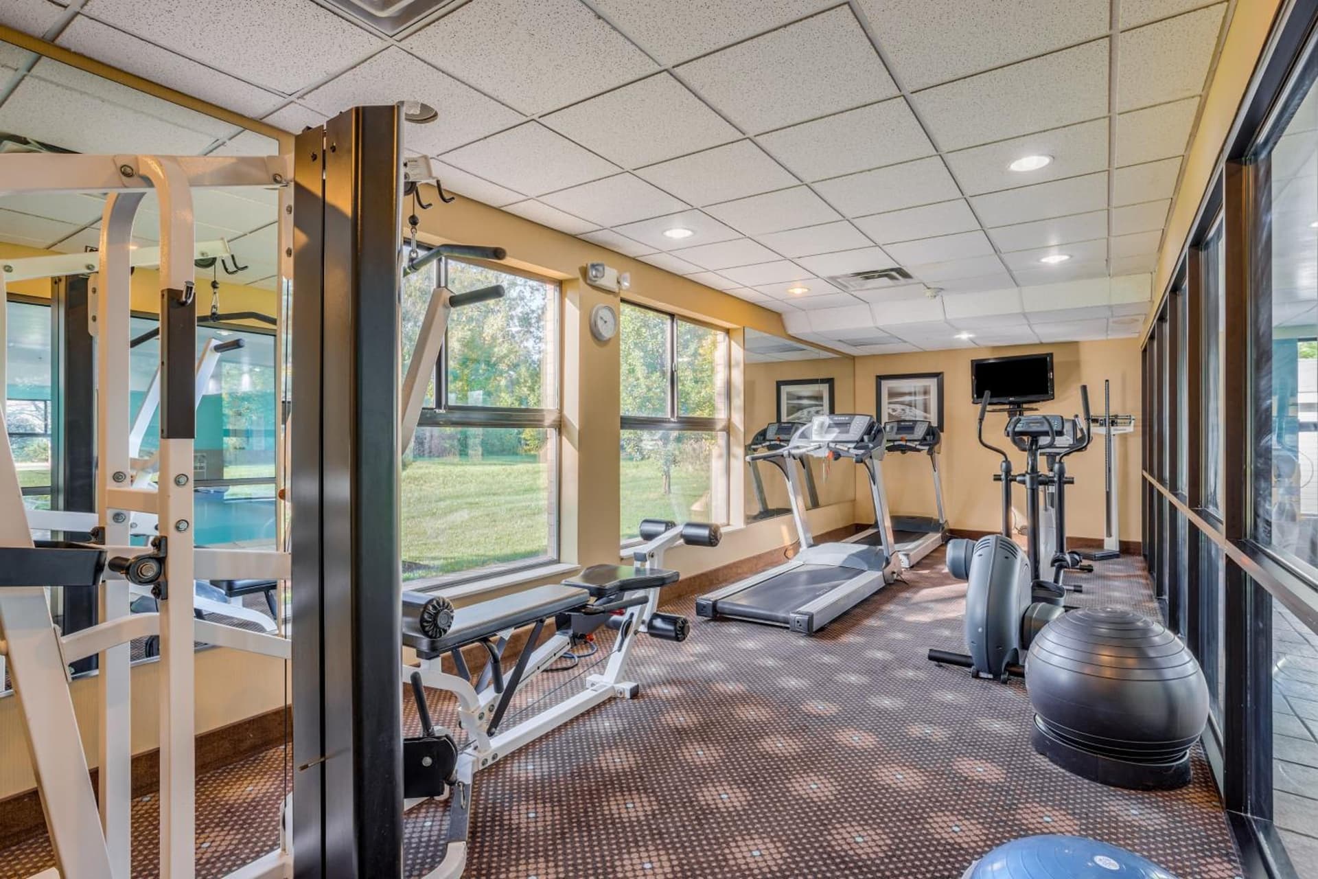 Holiday Inn Express Hotel & Suites Canton by IHG gallery photo in Canton — image 6