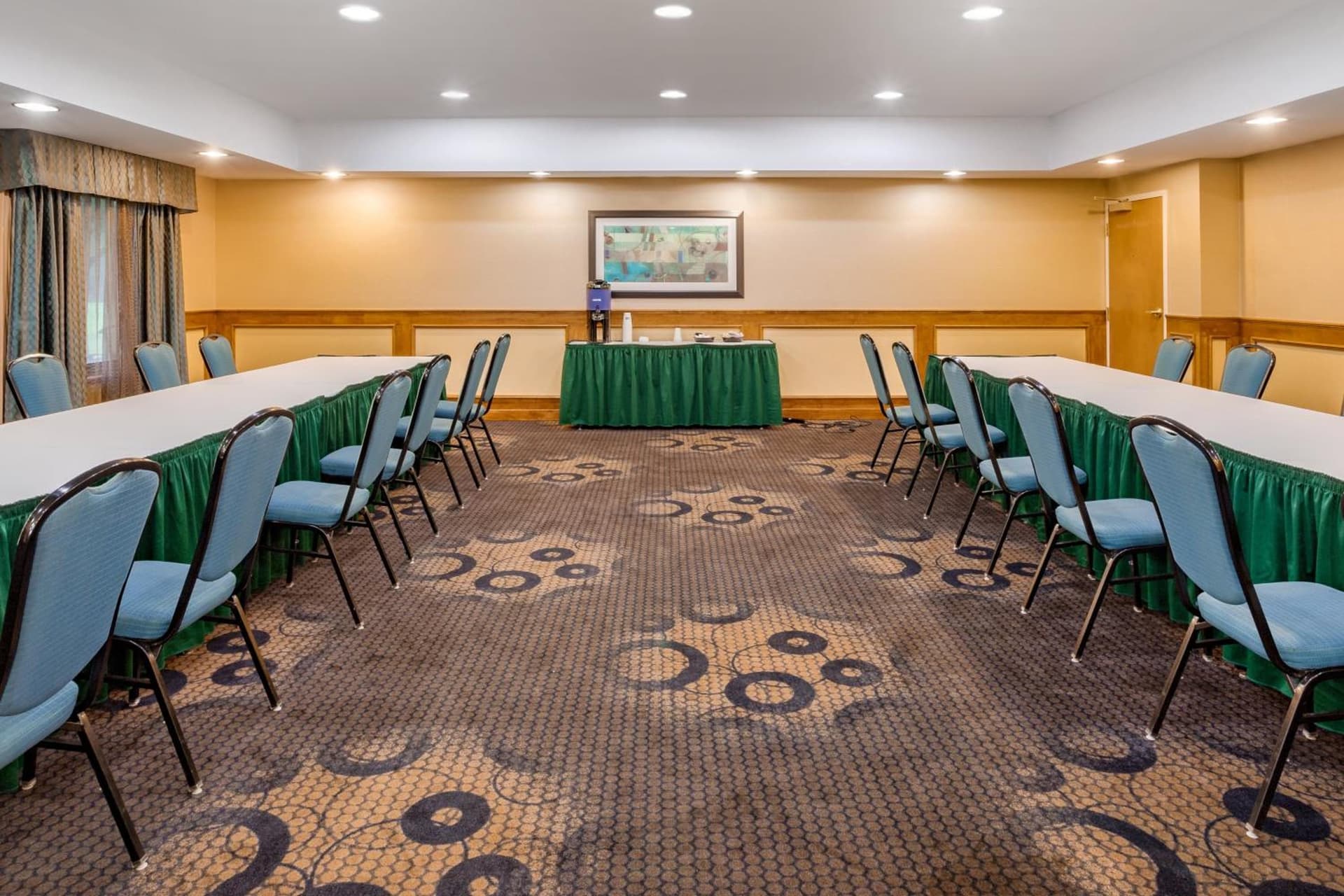 Holiday Inn Express Hotel & Suites Canton by IHG gallery photo in Canton — image 13