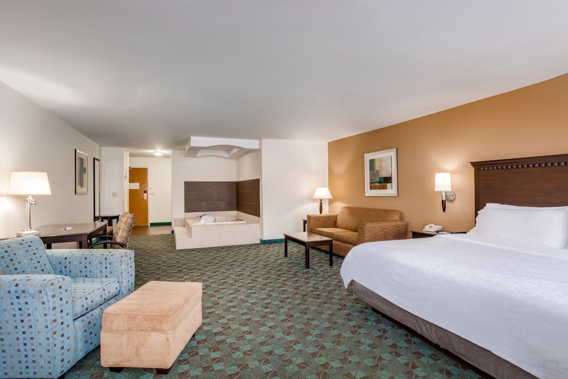 Holiday Inn Express Hotel & Suites Canton by IHG gallery photo in Canton — image 8