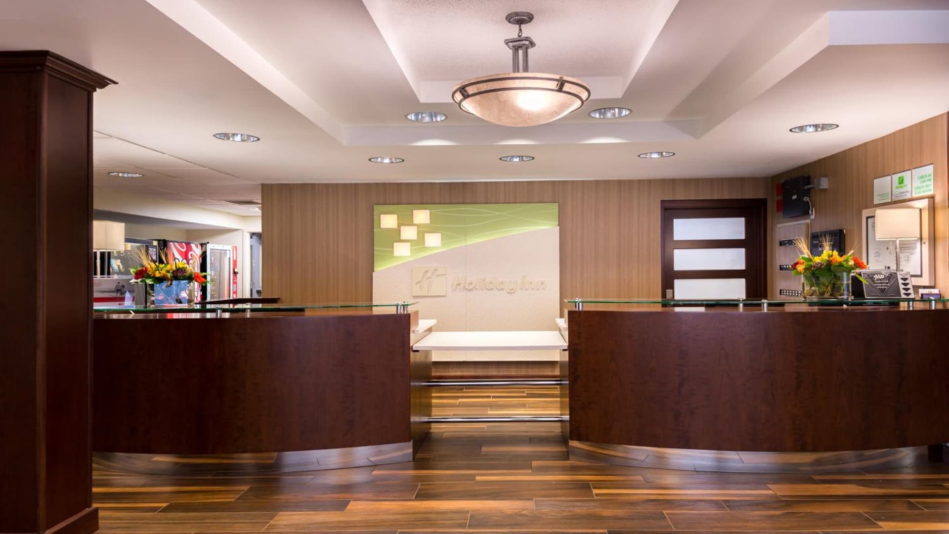 Holiday Inn Hotel & Suites Warren by IHG gallery photo in Warren, MI — image 16