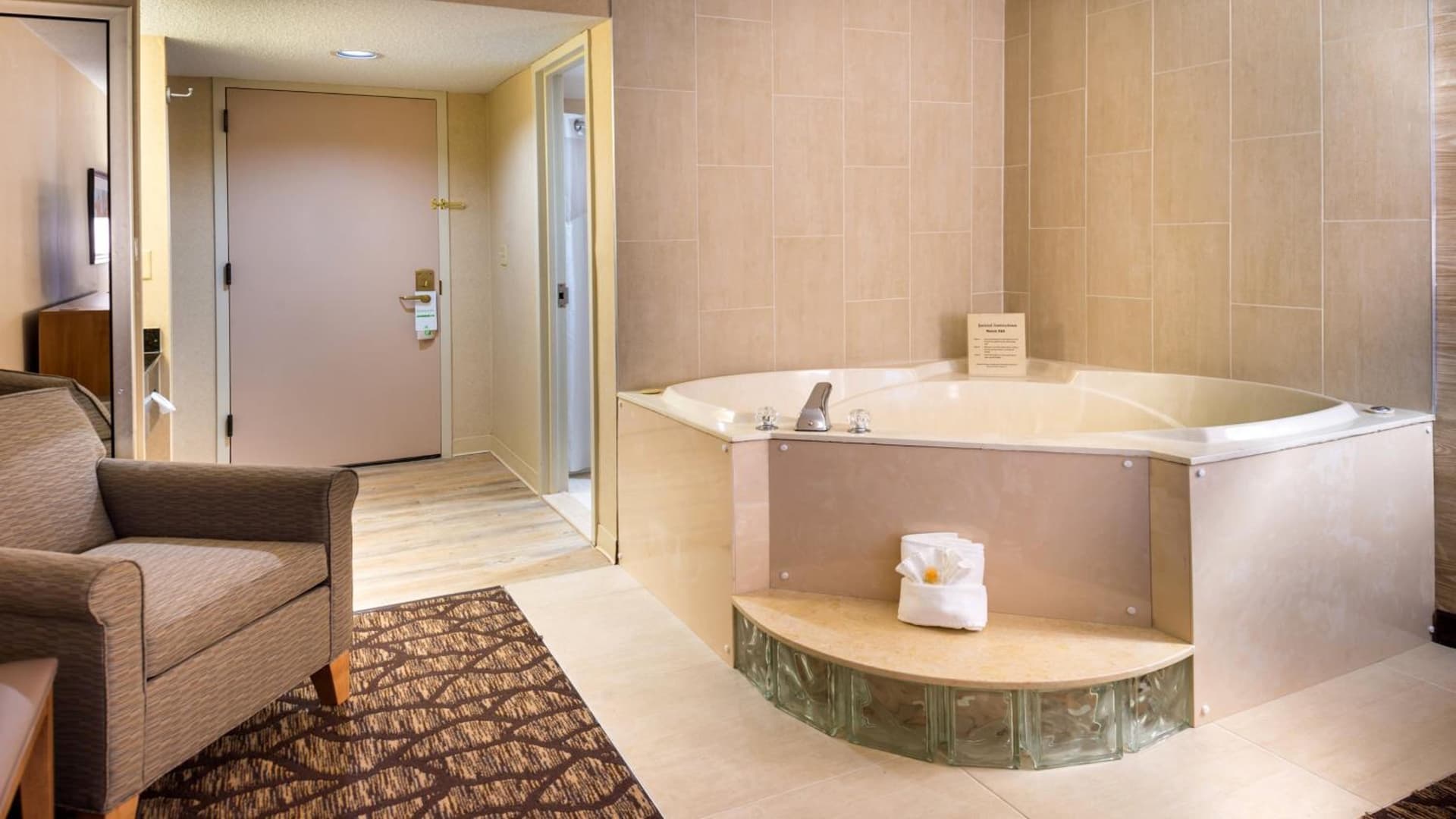Holiday Inn Hotel & Suites Warren by IHG gallery photo in Warren, MI — image 27