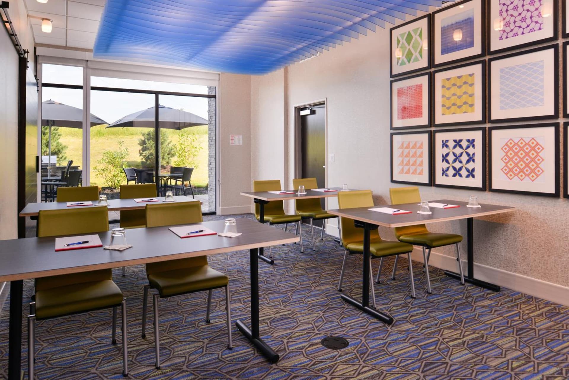 Holiday Inn Express & Suites - Olathe West by IHG gallery photo in Olathe, KS — image 8