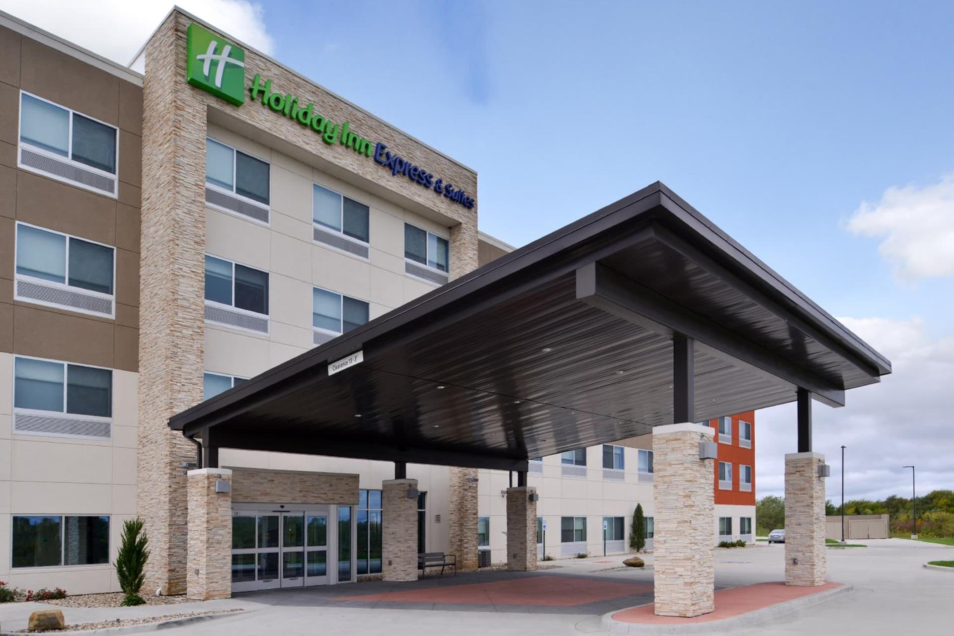 Holiday Inn Express & Suites - Kansas City - Lee's Summit by IHG featured exterior or lobby in Lees Summit, MO — similar hotel