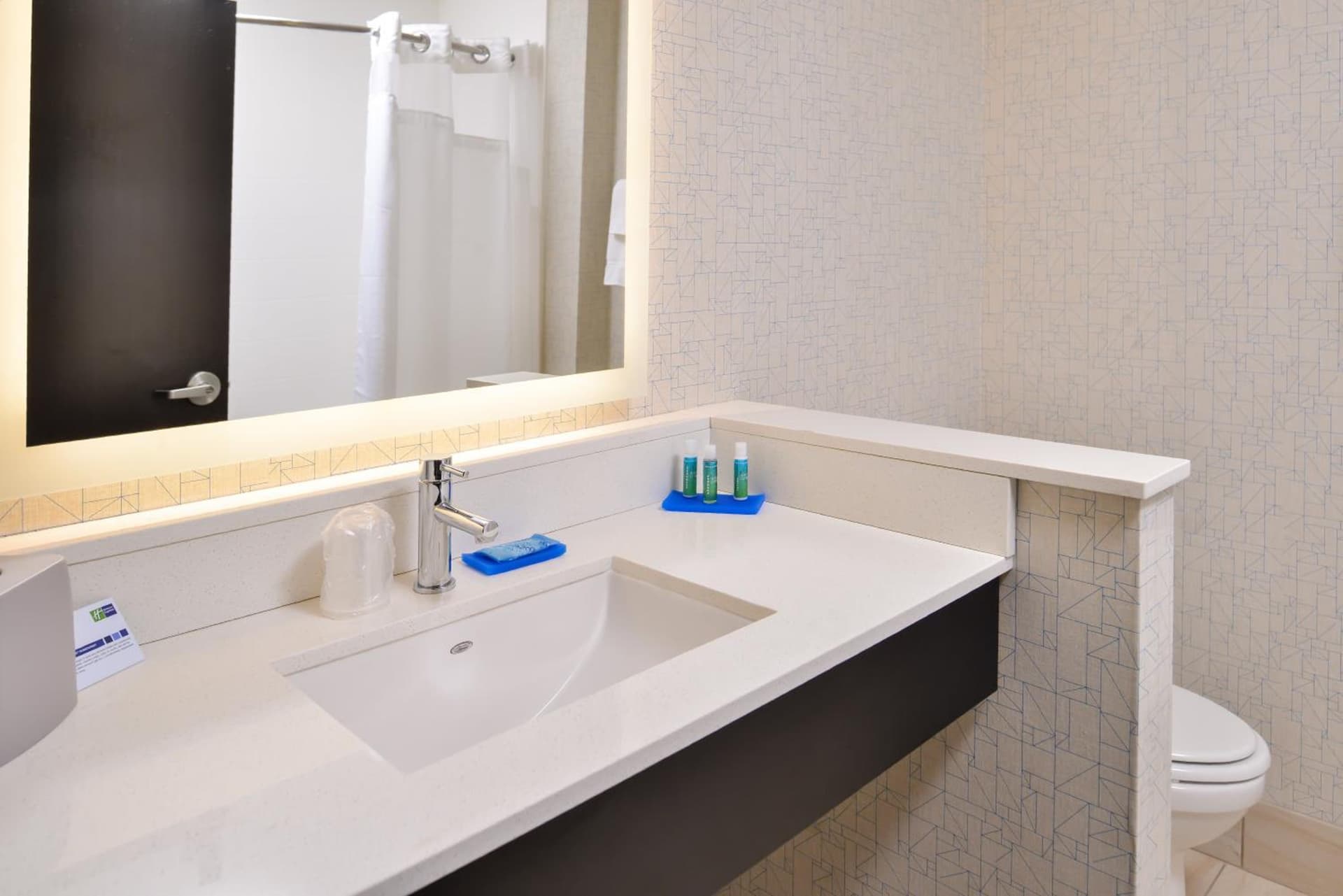Holiday Inn Express & Suites - Kansas City - Lee's Summit by IHG gallery photo in Lees Summit, MO — image 53