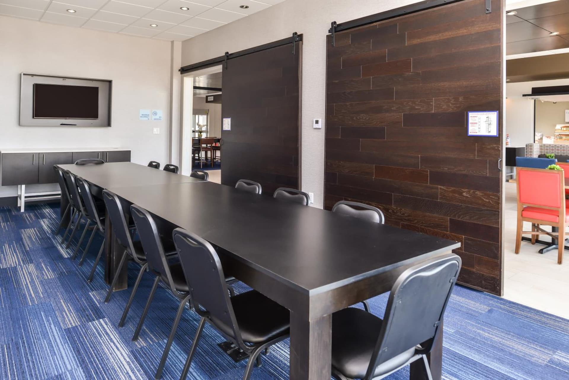 Holiday Inn Express & Suites - Kansas City - Lee's Summit by IHG gallery photo in Lees Summit, MO — image 7