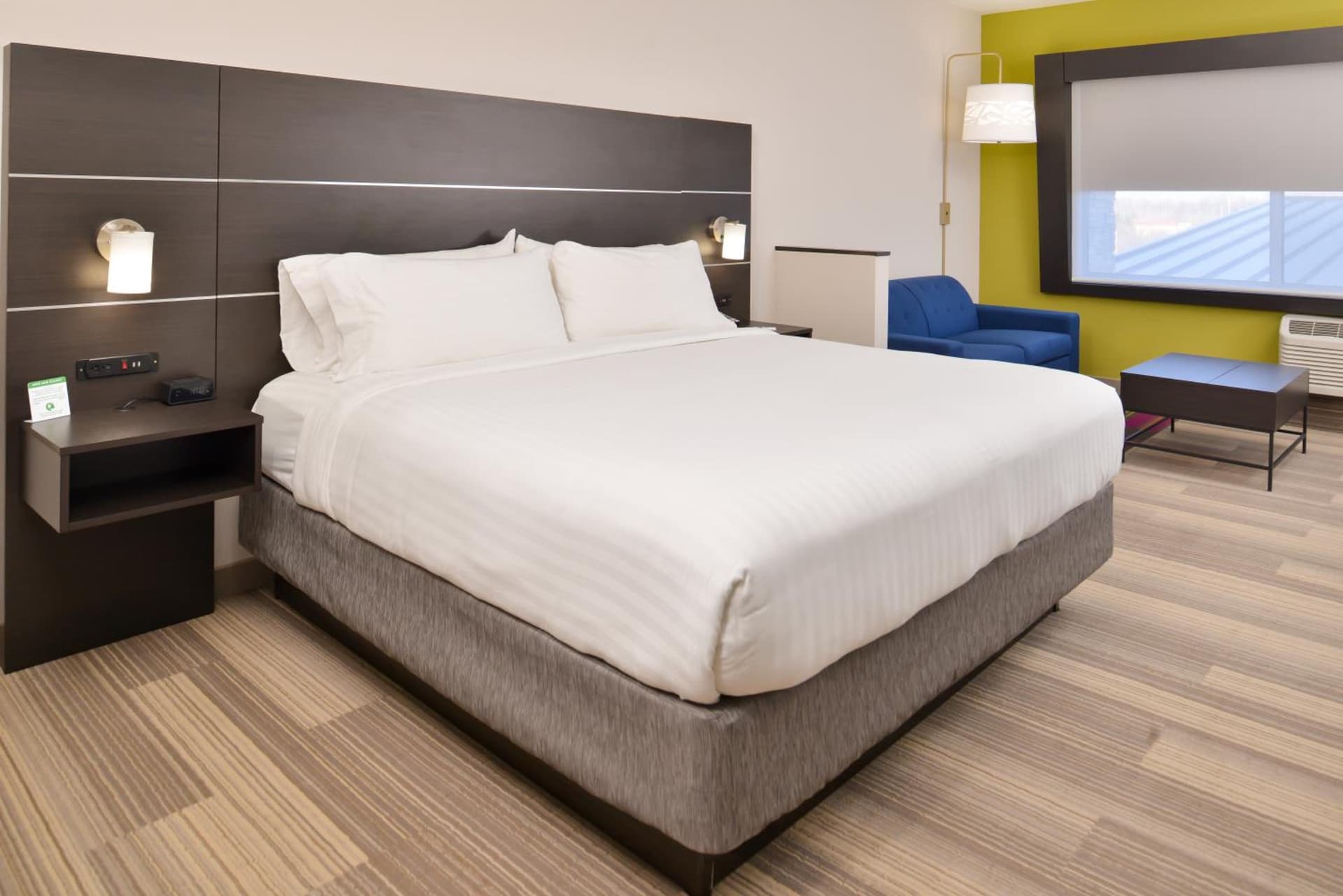 Holiday Inn Express & Suites - Kansas City - Lee's Summit by IHG gallery photo in Lees Summit, MO — image 28