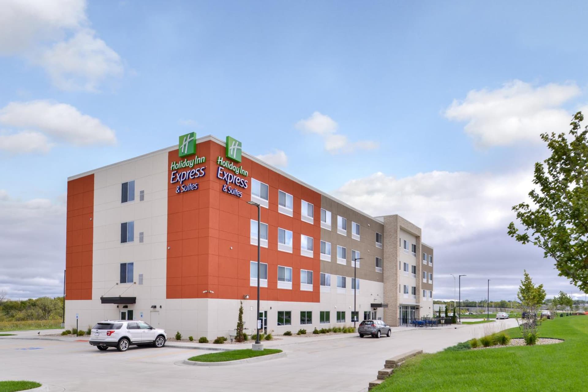 Holiday Inn Express & Suites - Kansas City - Lee's Summit by IHG gallery photo in Lees Summit, MO — image 32