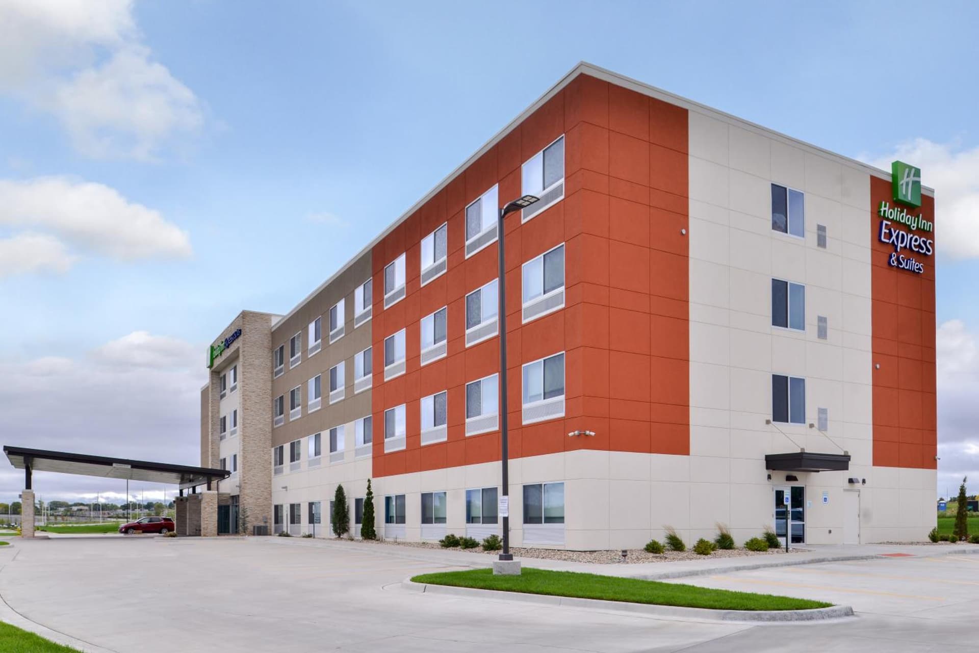 Holiday Inn Express & Suites - Kansas City - Lee's Summit by IHG gallery photo in Lees Summit, MO — image 39