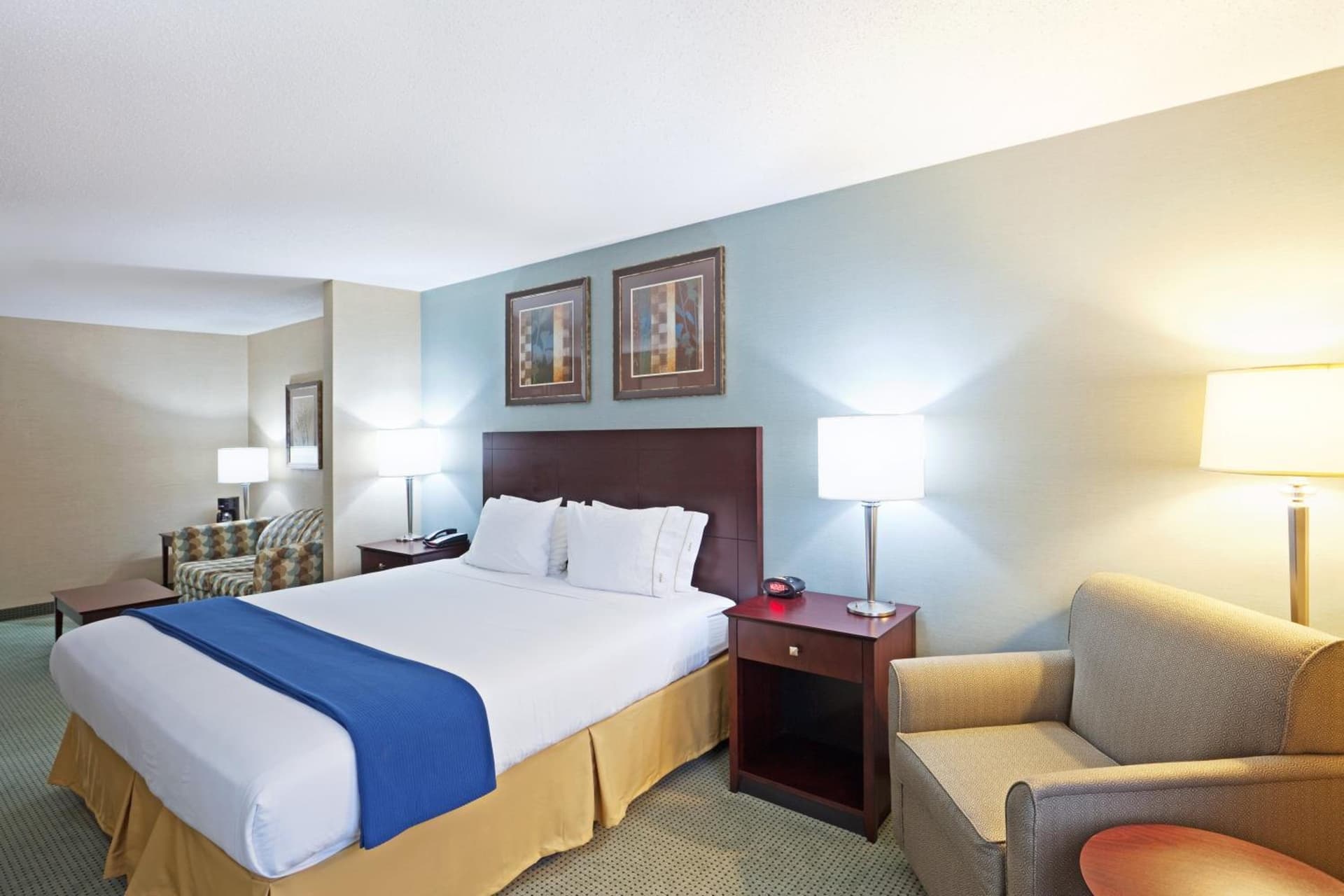 Holiday Inn Express and Suites Meriden by IHG gallery photo in Meriden, CT — image 37