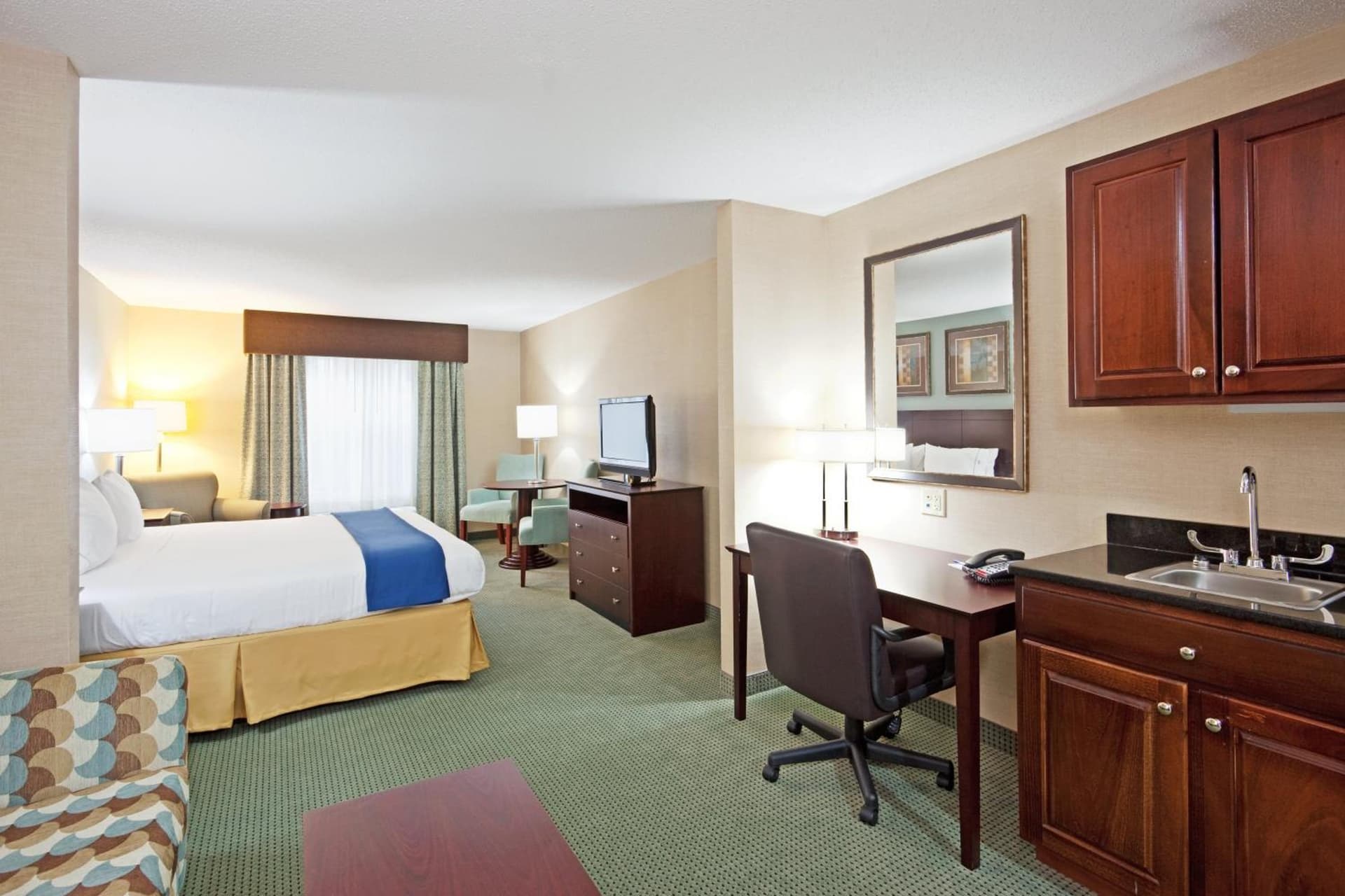 Holiday Inn Express and Suites Meriden by IHG gallery photo in Meriden, CT — image 60