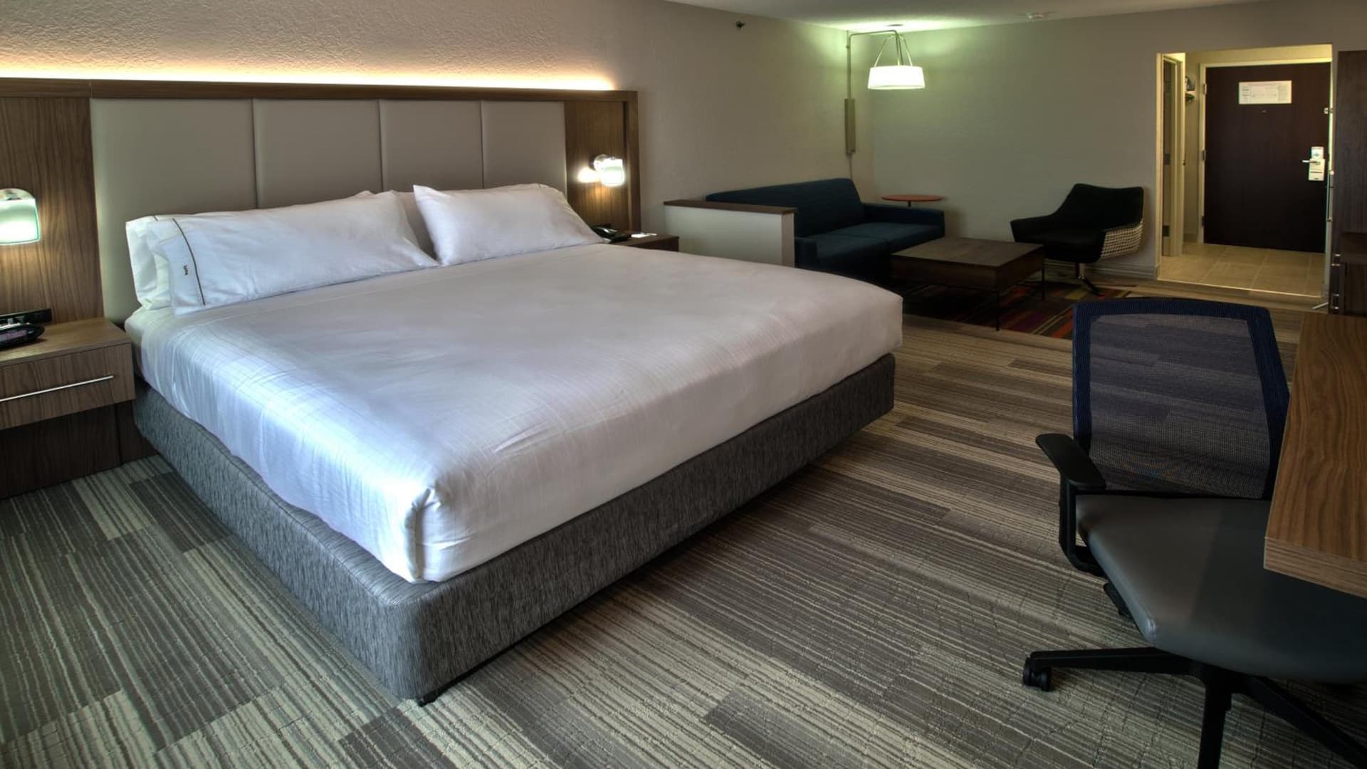 Holiday Inn Express & Suites Evansville North by IHG gallery photo in Warrenton, IN — image 13