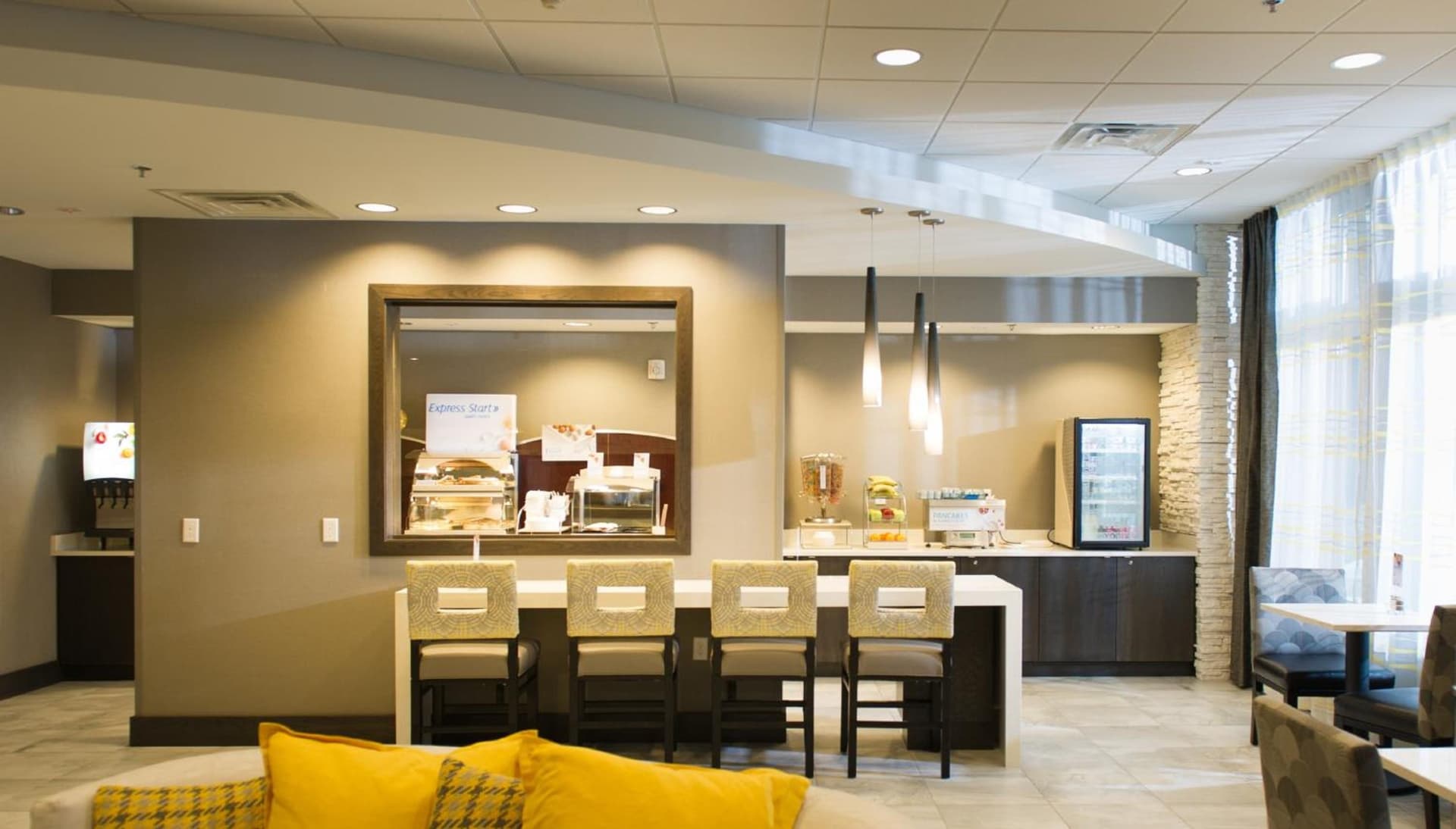 Holiday Inn Express and Suites Madison Central by IHG gallery photo in Madison, WI — image 24