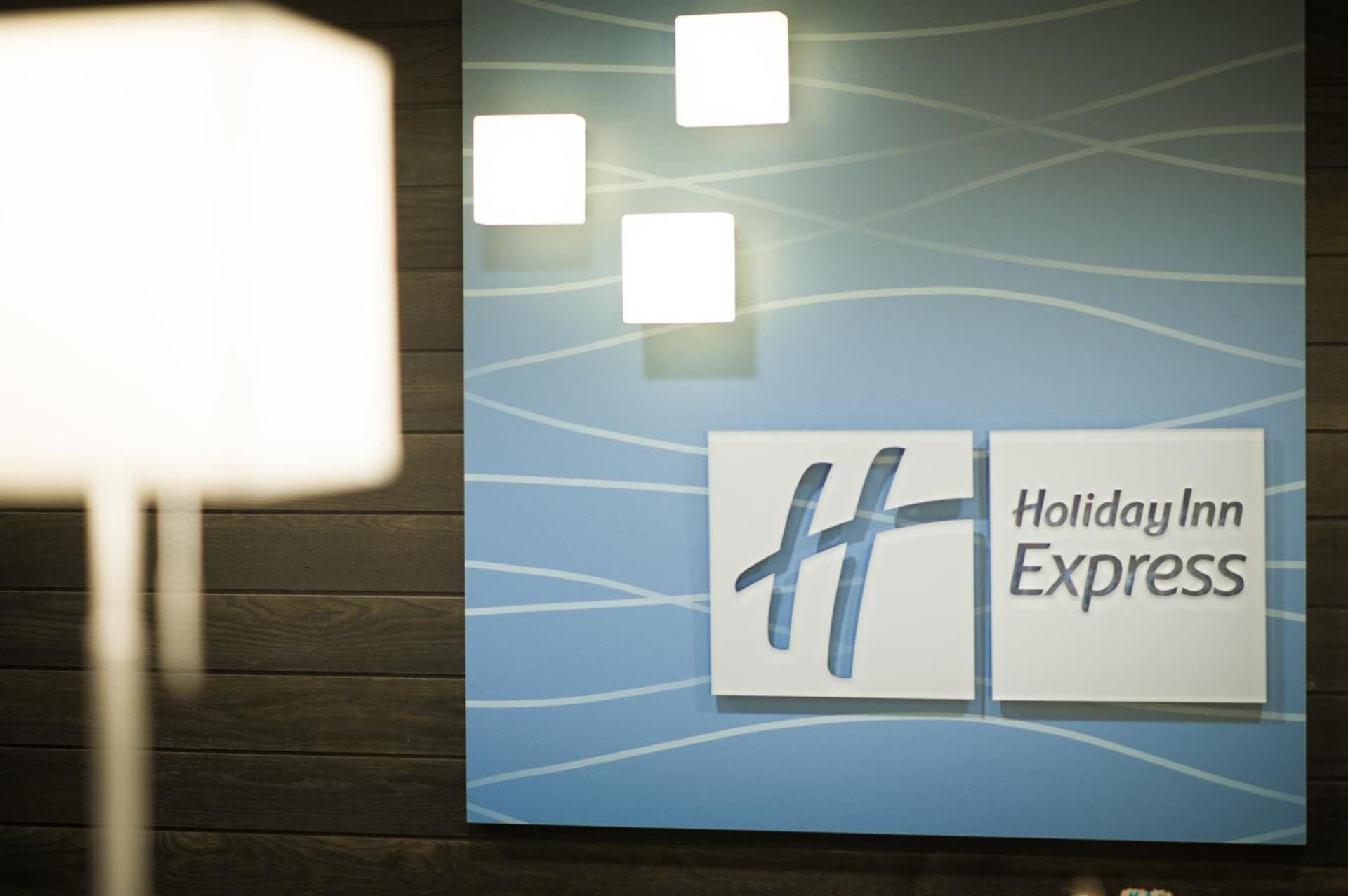 Holiday Inn Express and Suites Madison Central by IHG gallery photo in Madison, WI — image 10