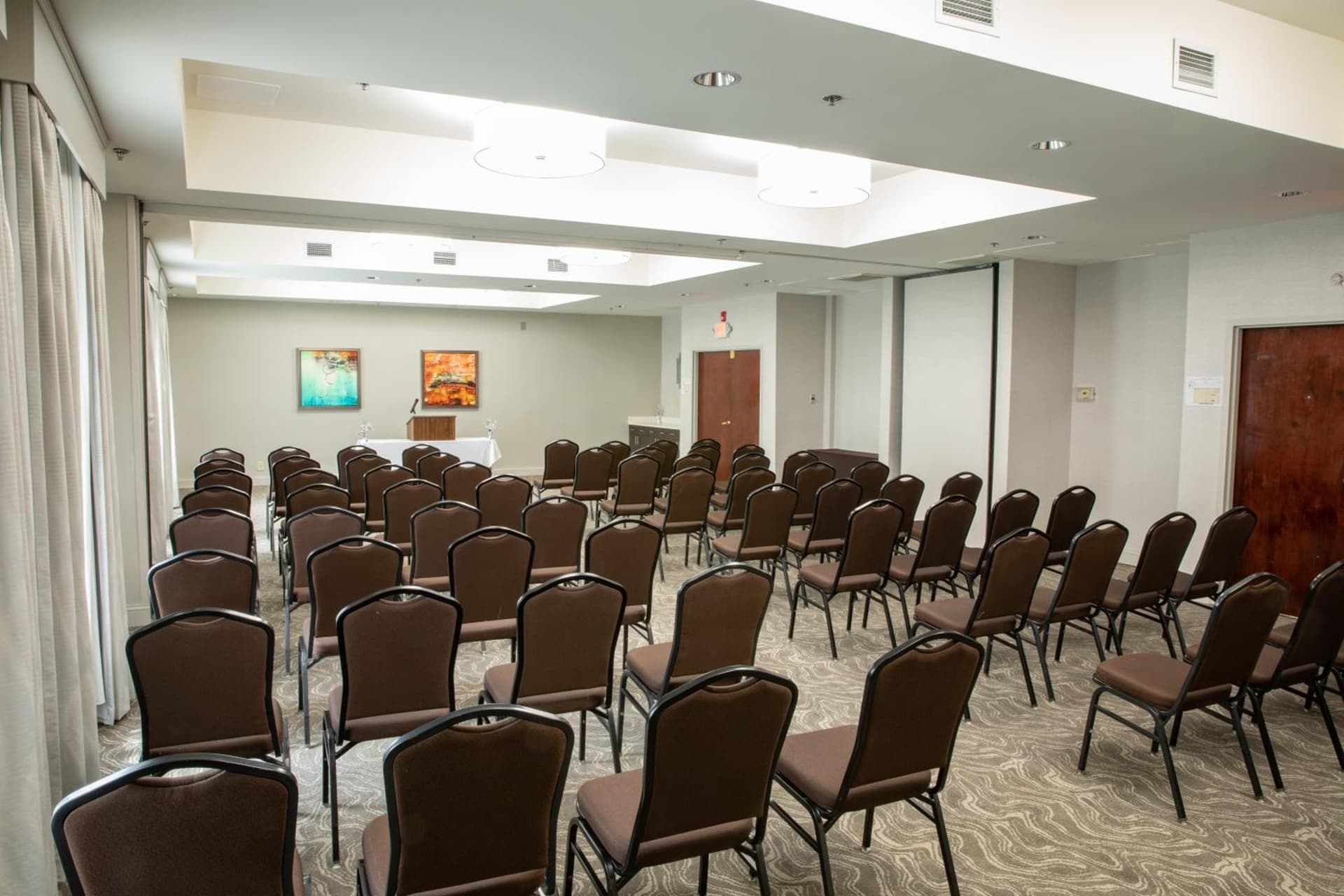 Holiday Inn Hotel & Suites Raleigh / Cary by IHG gallery photo in Cary, NC — image 11