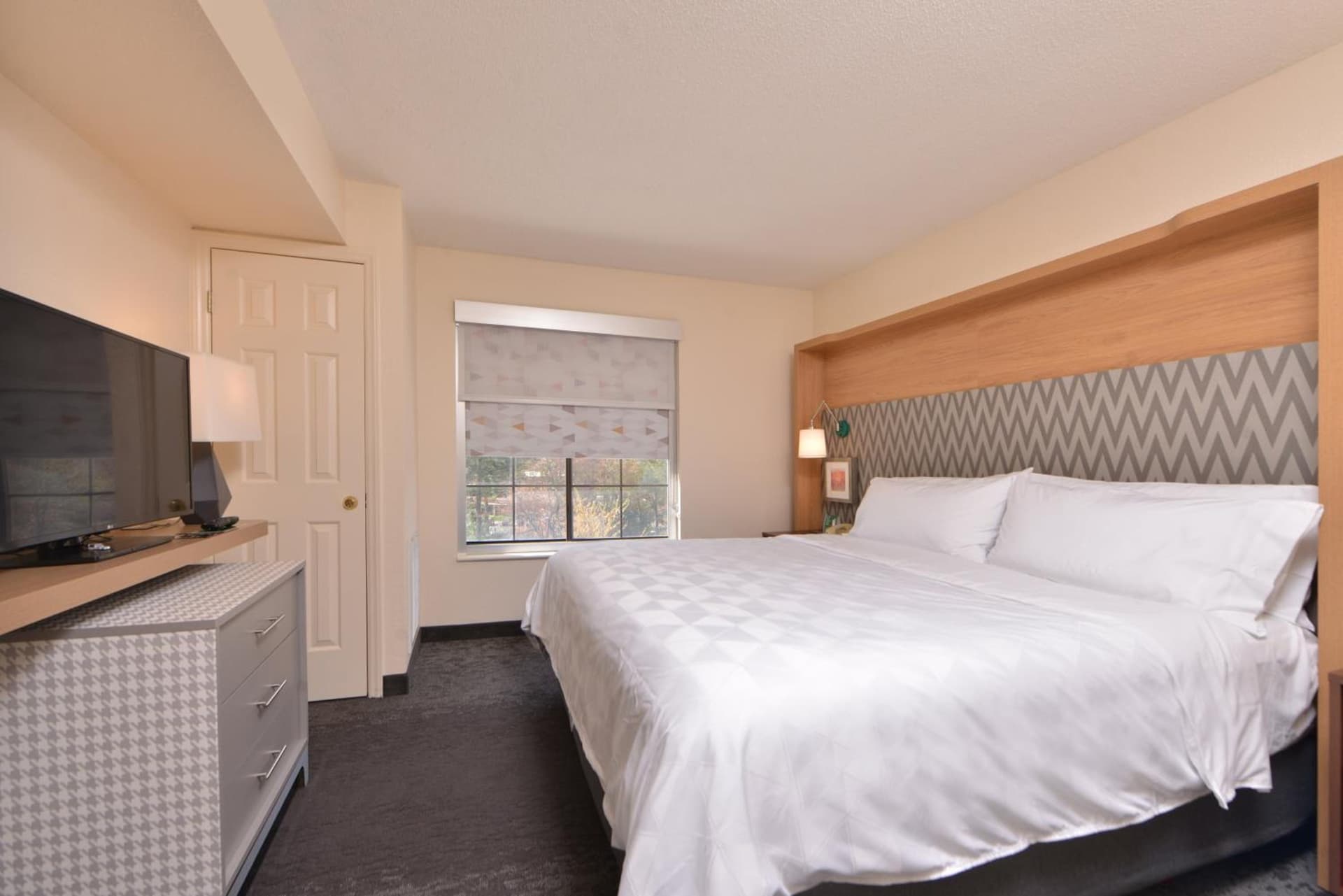 Holiday Inn Hotel & Suites Raleigh / Cary by IHG gallery photo in Cary, NC — image 19