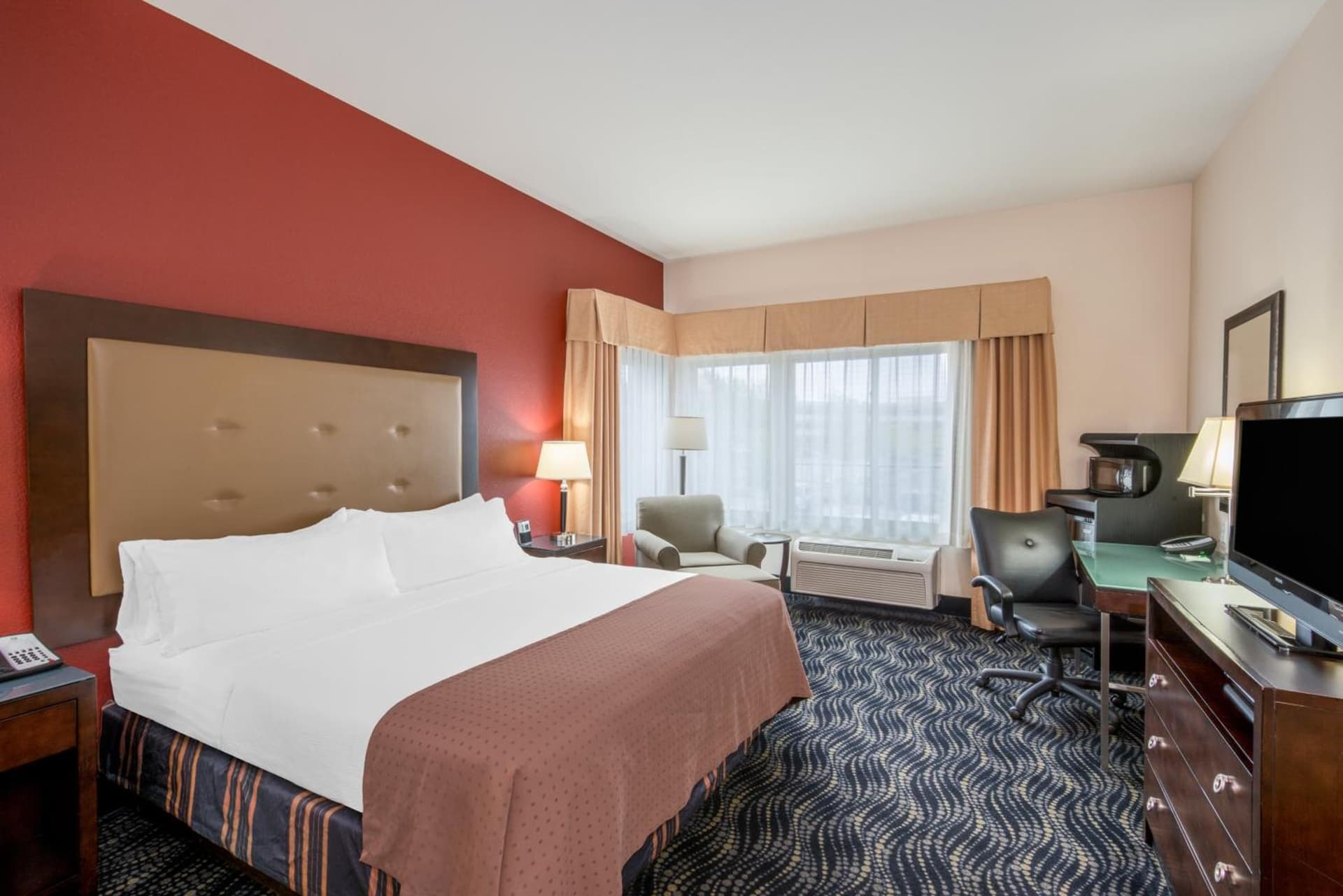 Holiday Inn & Suites Grand Junction-Airport by IHG gallery photo in Grand Junction, CO — image 41