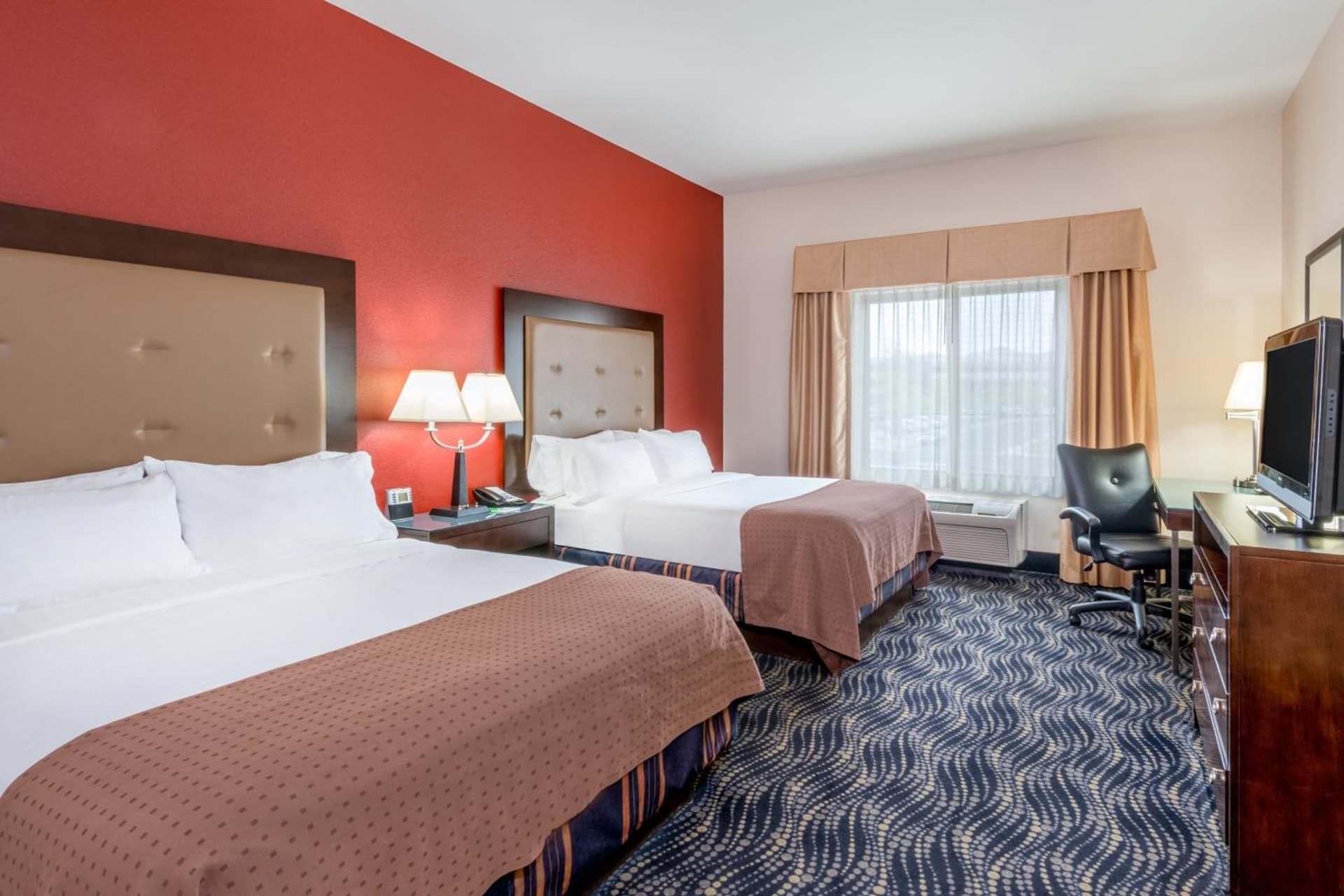 Holiday Inn & Suites Grand Junction-Airport by IHG gallery photo in Grand Junction, CO — image 63