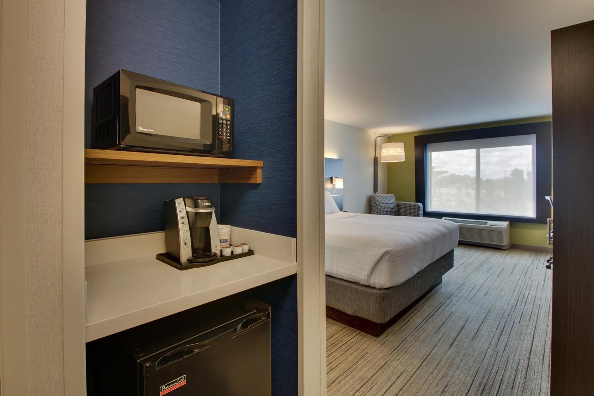 Holiday Inn Express Hotel & Suites Morris by IHG gallery photo in Morris, IL — image 71