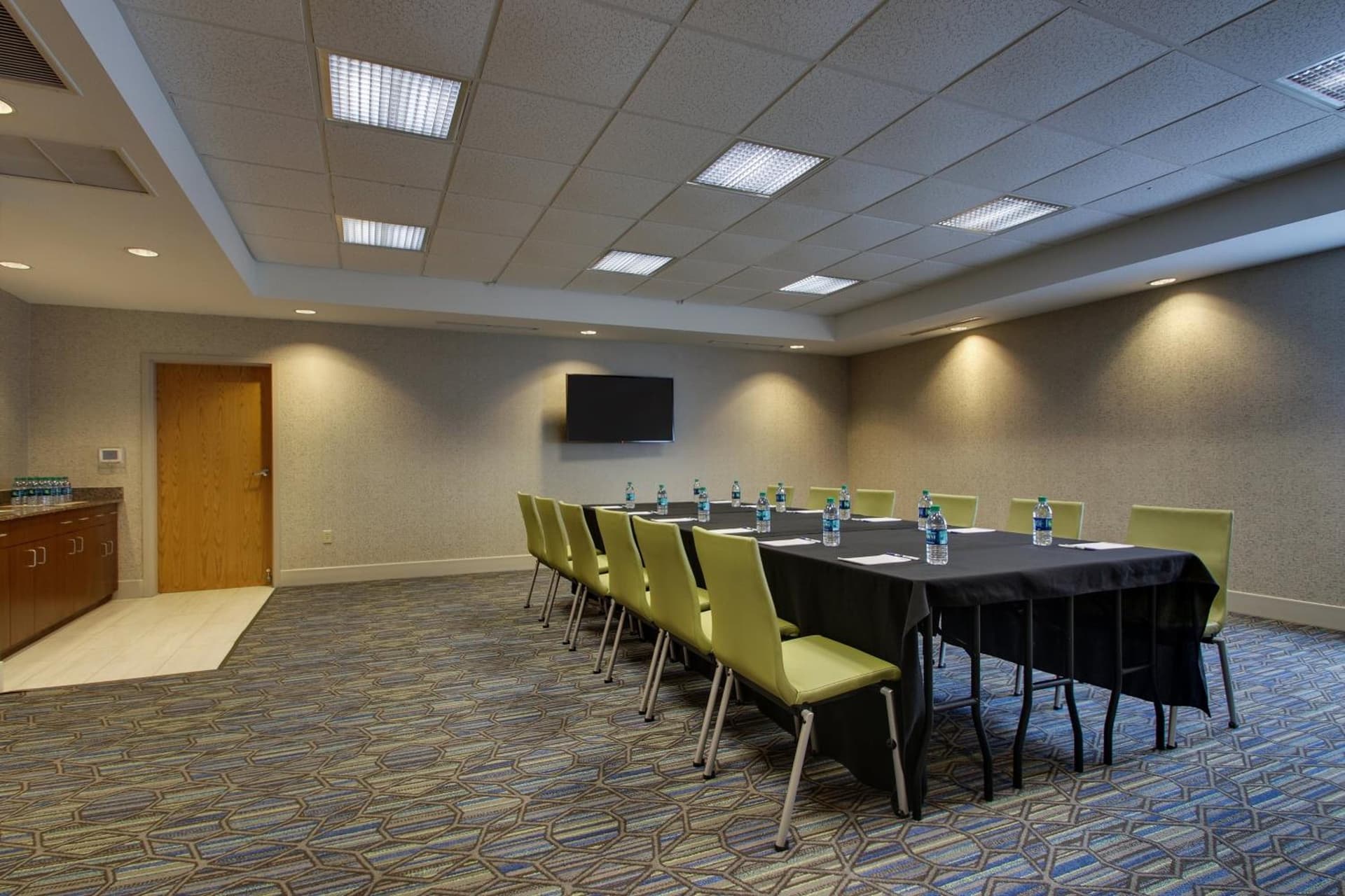 Holiday Inn Express Hotel & Suites Morris by IHG gallery photo in Morris, IL — image 44