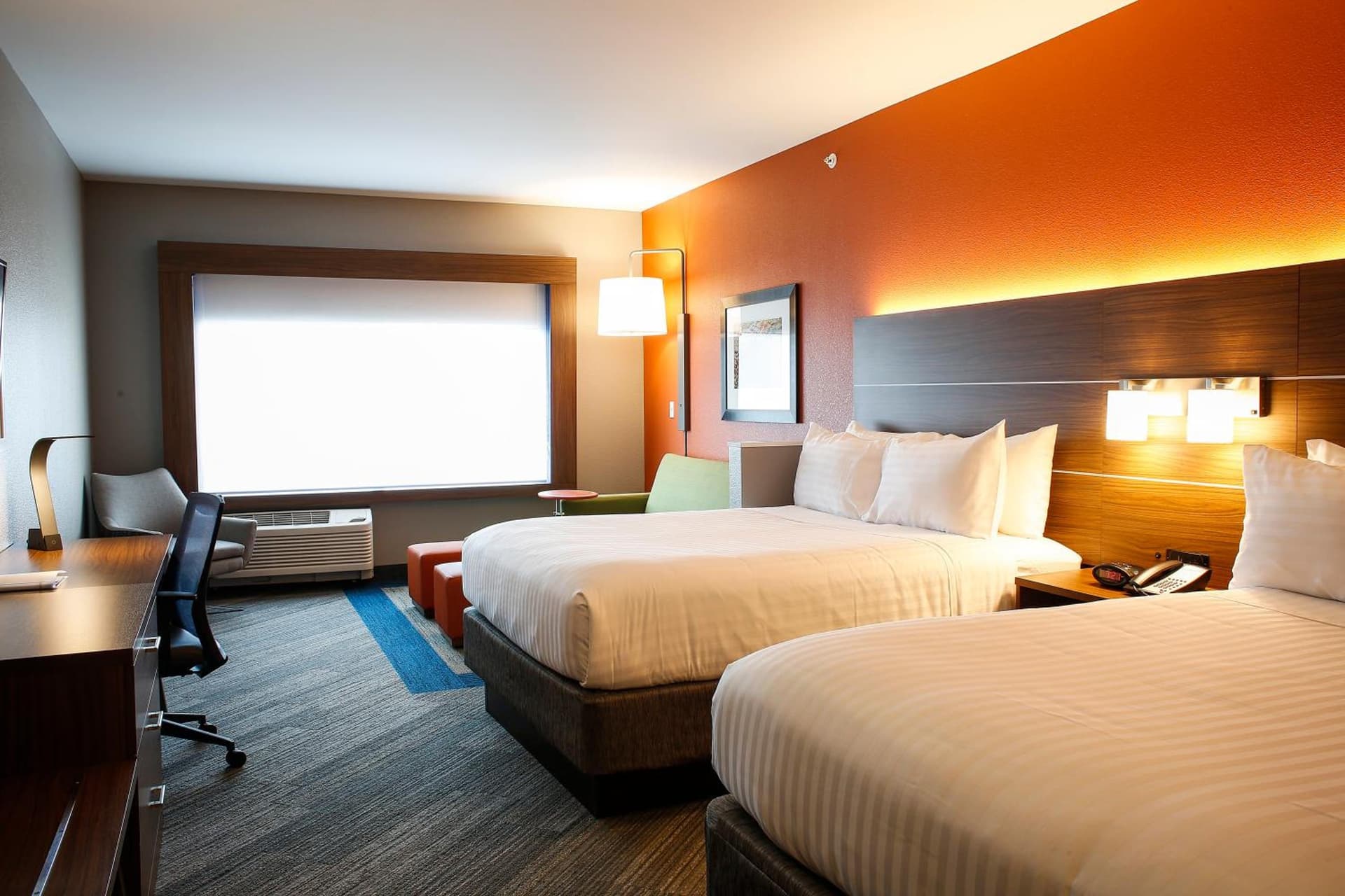 Holiday Inn Express & Suites Downtown Louisville by IHG gallery photo in Louisville, KY — image 37