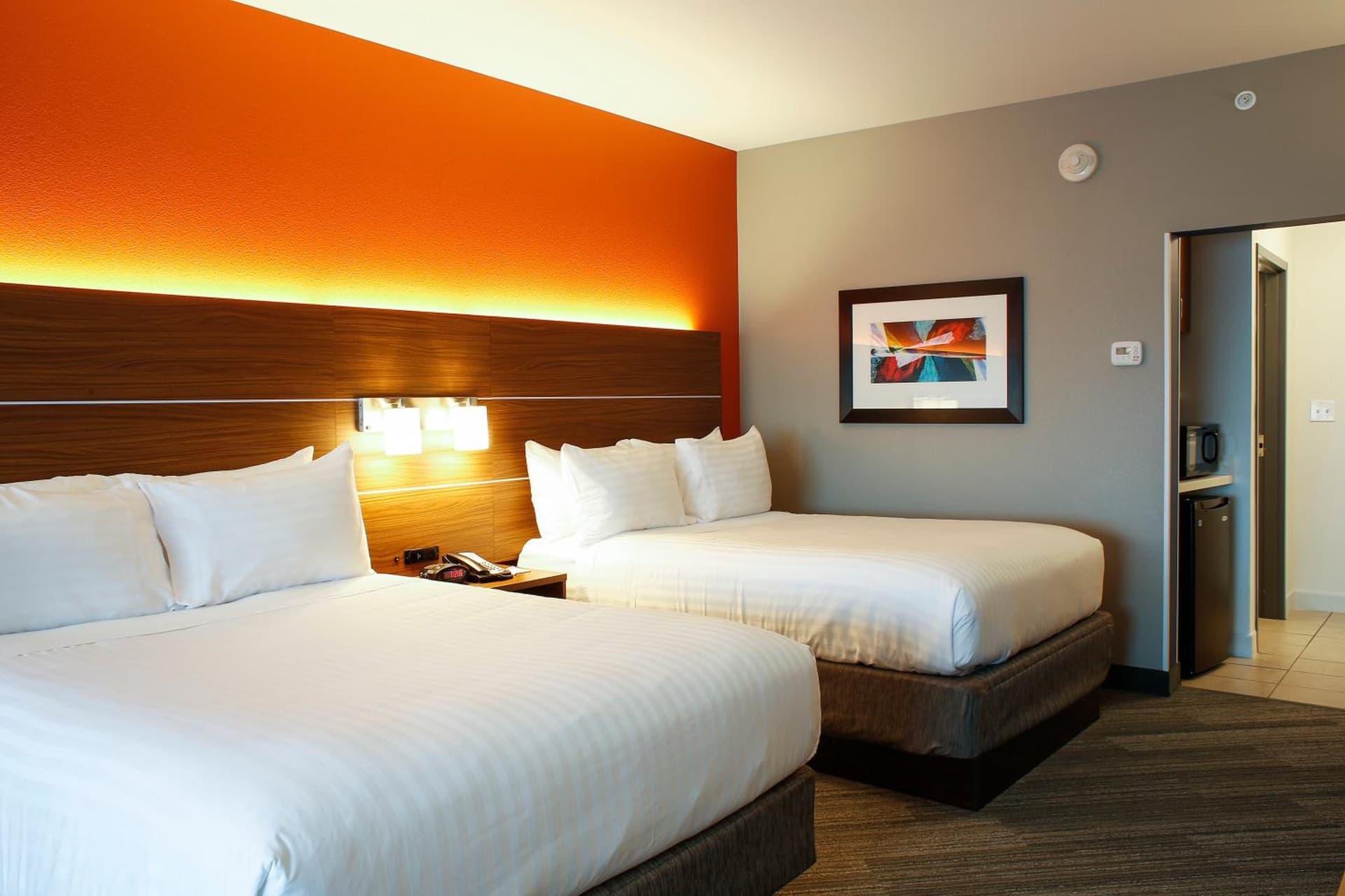 Holiday Inn Express & Suites Downtown Louisville by IHG gallery photo in Louisville, KY — image 27