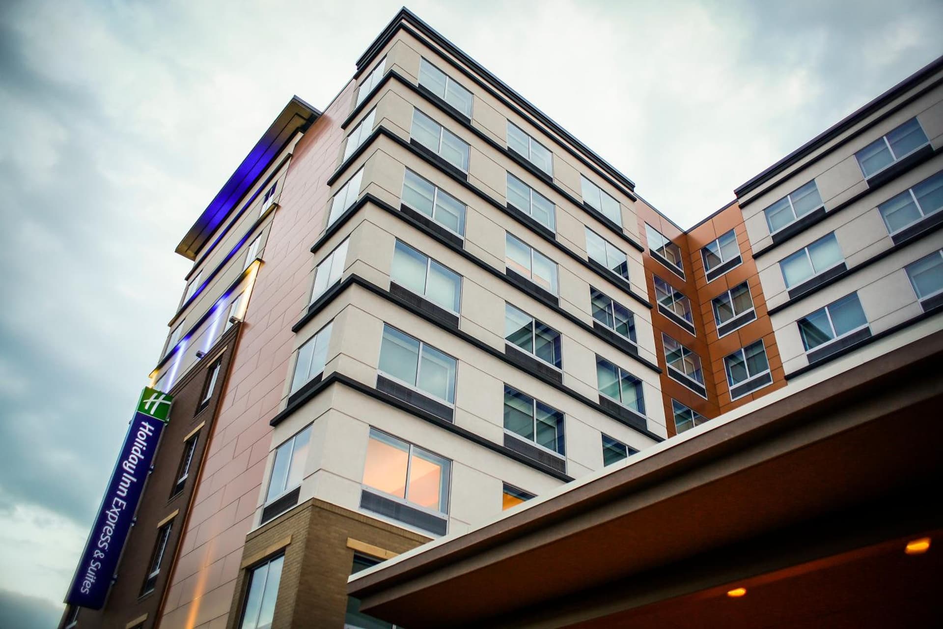Holiday Inn Express & Suites Downtown Louisville by IHG — hotel in Louisville, Kentucky
