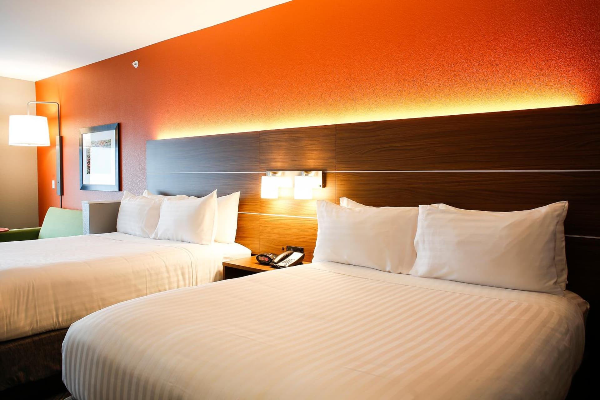 Holiday Inn Express & Suites Downtown Louisville by IHG gallery photo in Louisville, KY — image 34