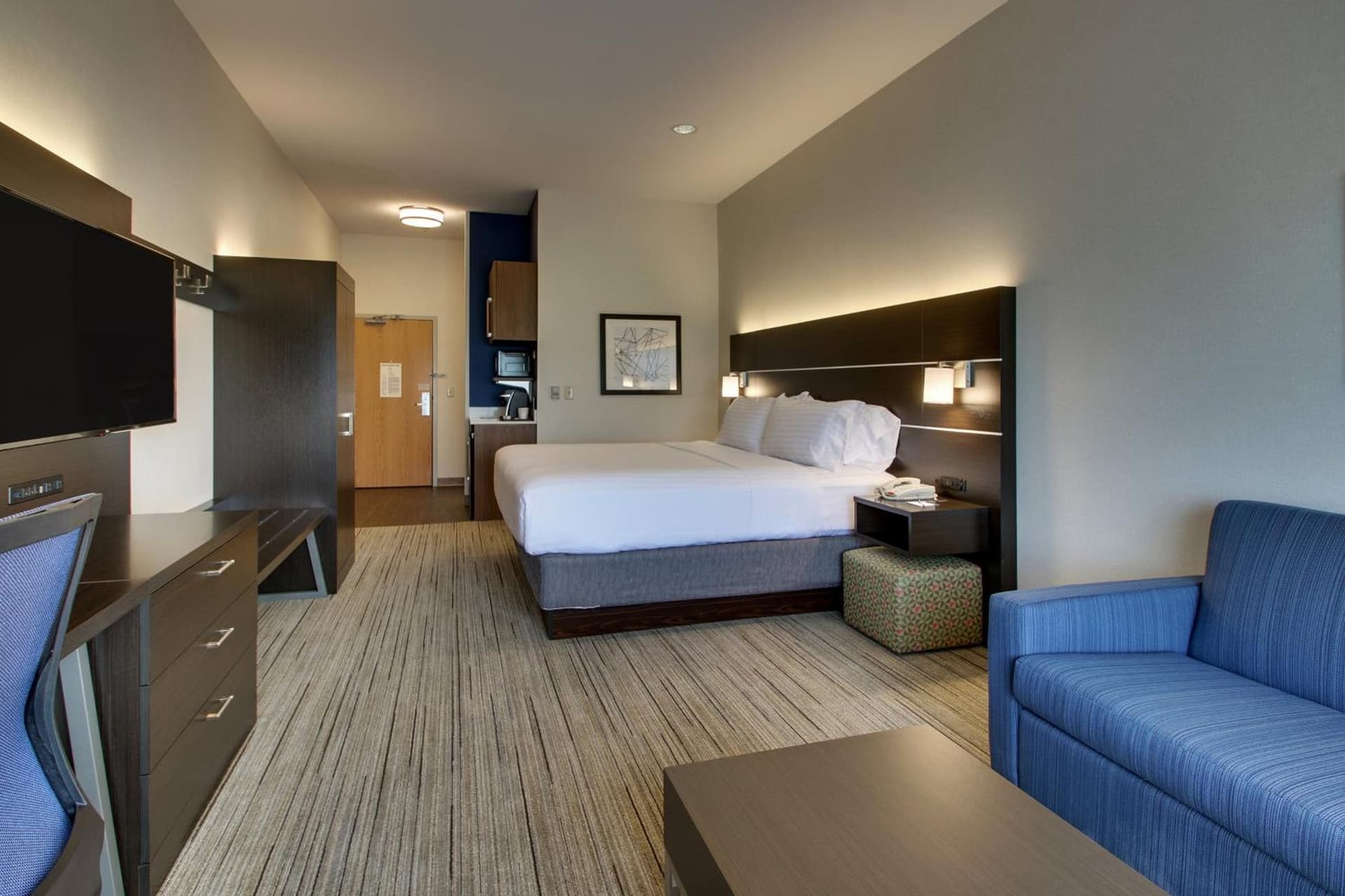 Holiday Inn Express Hotel & Suites Morris by IHG gallery photo in Morris, IL — image 36