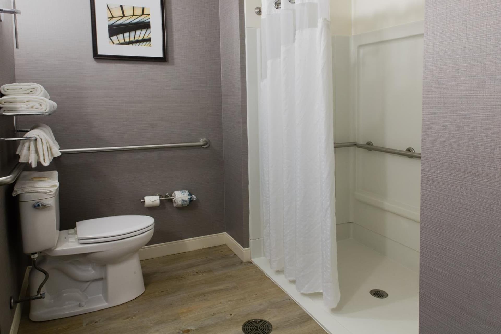 Holiday Inn Hotel & Suites Bloomington Airport by IHG gallery photo in Bloomington, IL — image 35