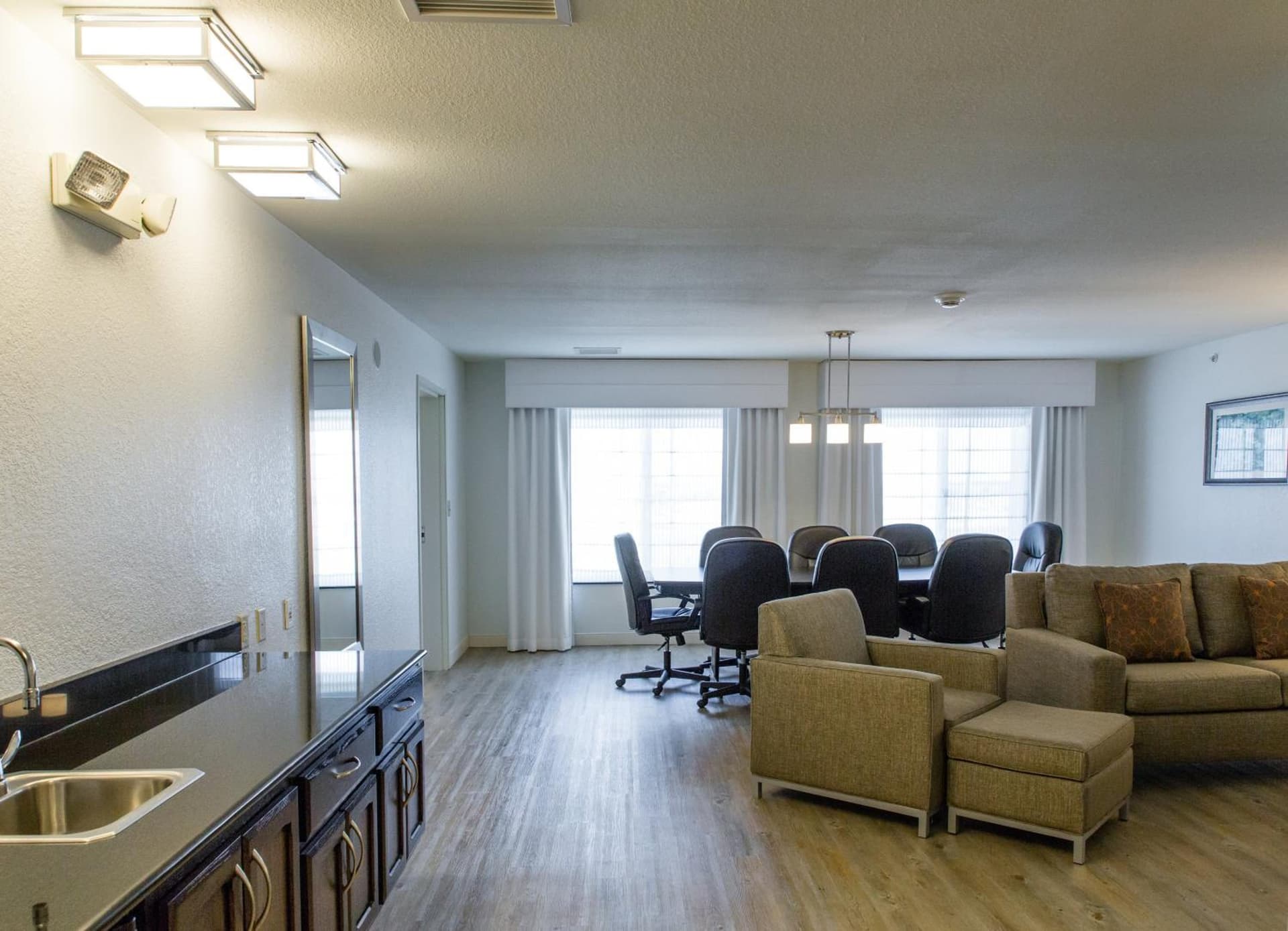 Holiday Inn Hotel & Suites Bloomington Airport by IHG gallery photo in Bloomington, IL — image 44