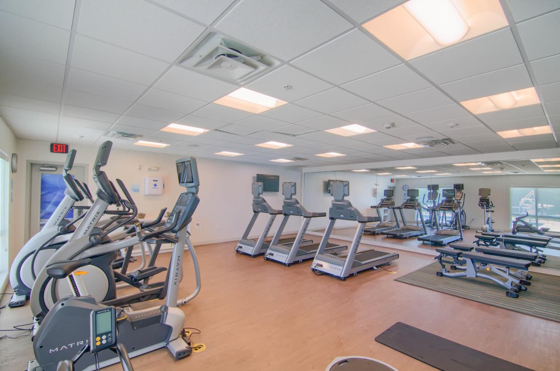 Holiday Inn Express & Suites Mobile - University Area by IHG gallery photo in Mobile, AL — image 16