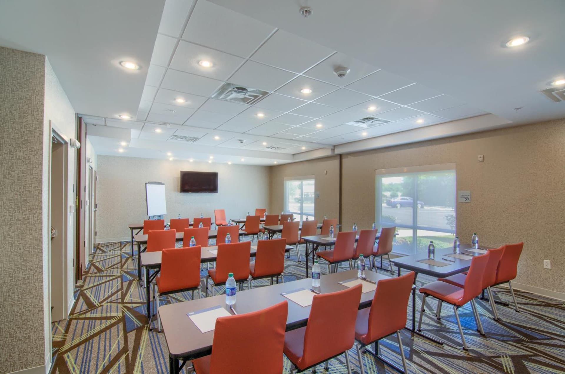 Holiday Inn Express & Suites Mobile - University Area by IHG gallery photo in Mobile, AL — image 14