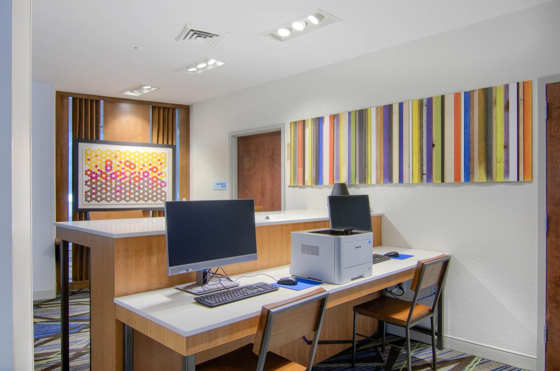 Holiday Inn Express & Suites Mobile - University Area by IHG gallery photo in Mobile, AL — image 27