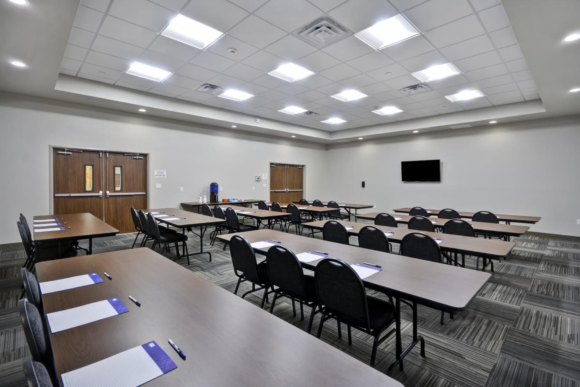 Holiday Inn Express & Suites - Houston NASA - Boardwalk Area by IHG gallery photo in Seabrook, TX — image 15