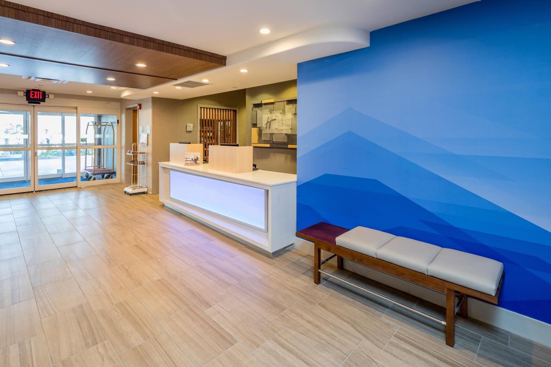 Holiday Inn Express Hotel & Suites Modesto-Salida by IHG gallery photo in Modesto, CA — image 13