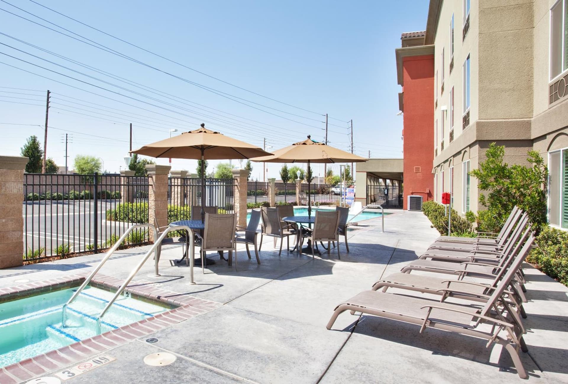 Holiday Inn Express Hotel & Suites Modesto-Salida by IHG gallery photo in Modesto, CA — image 42