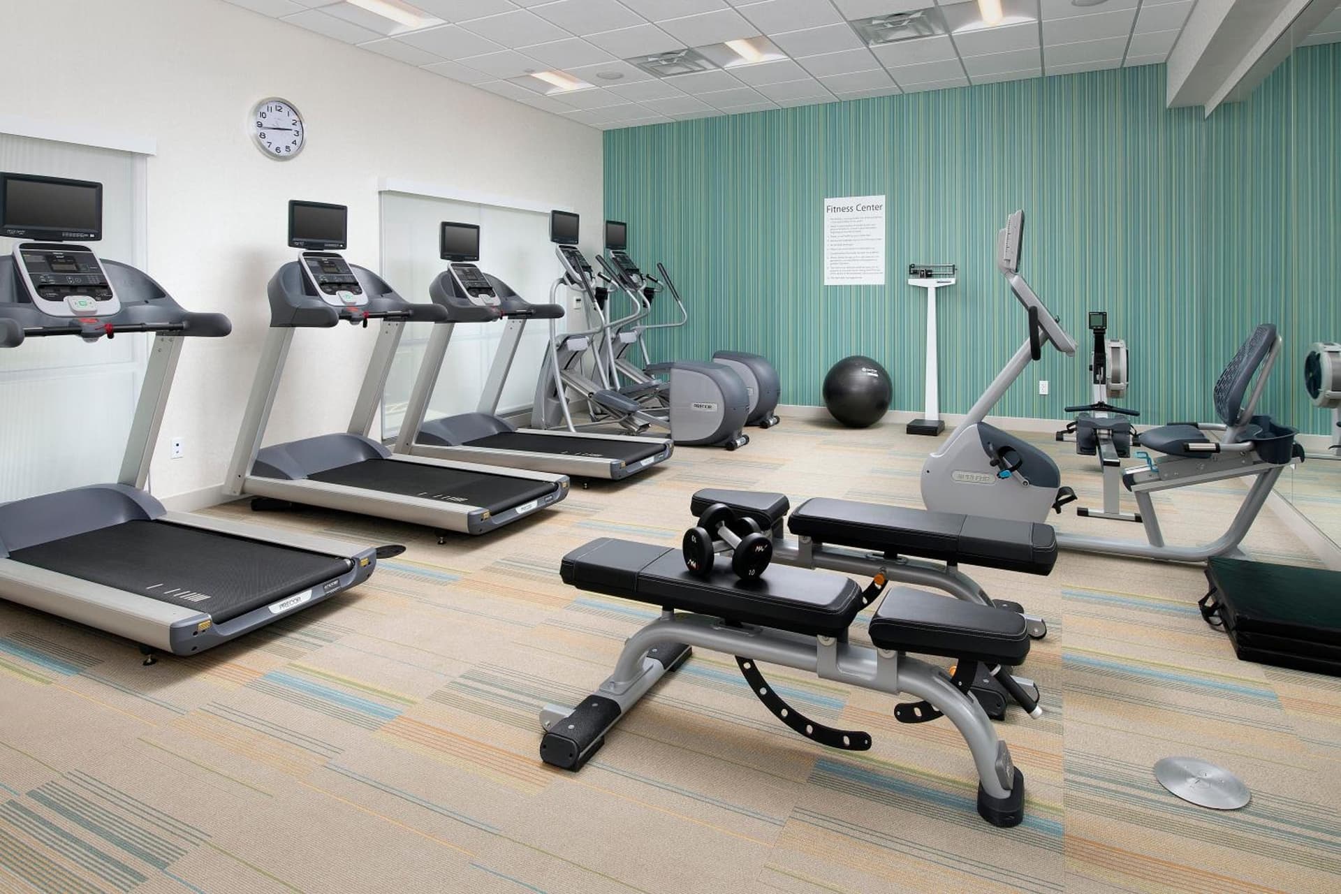 Holiday Inn Express & Suites - North Brunswick by IHG gallery photo in North Brunswick — image 34