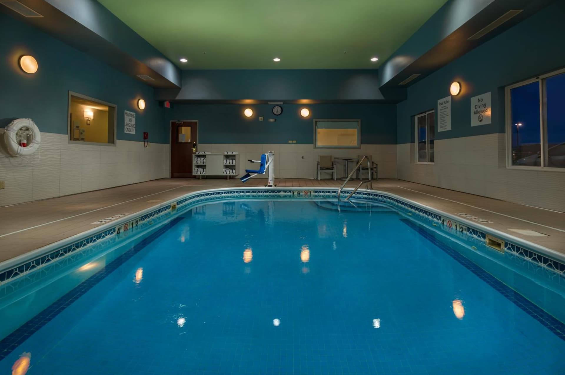 Holiday Inn Express Lawrence by IHG gallery photo in Lawrence, KS — image 19