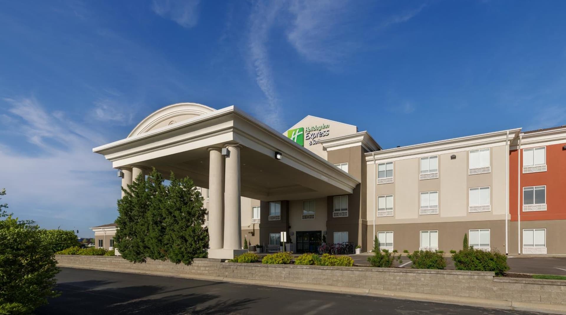 Holiday Inn Express Lawrence by IHG featured exterior or lobby in Lawrence, KS — similar hotel