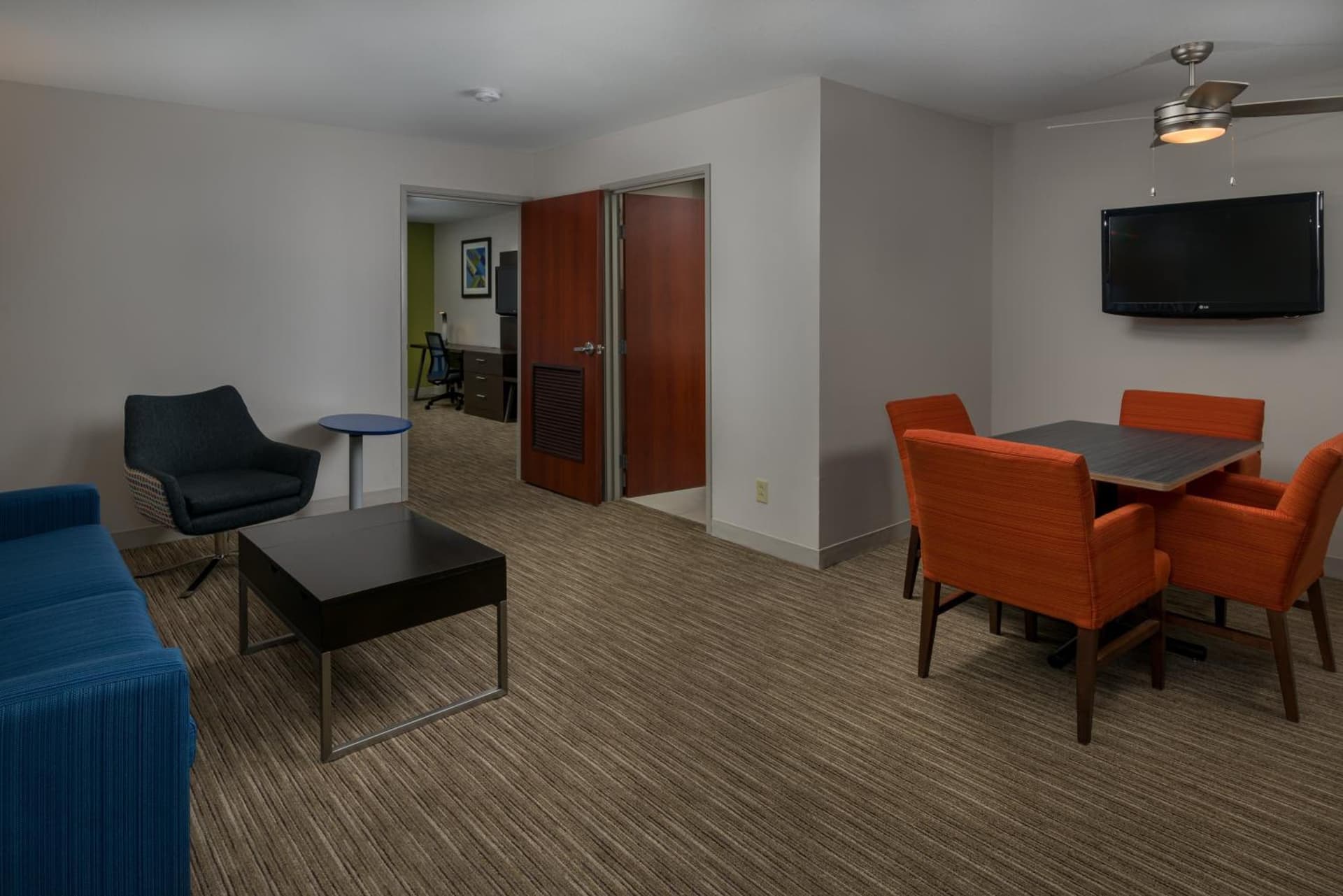 Holiday Inn Express Lawrence by IHG gallery photo in Lawrence, KS — image 29